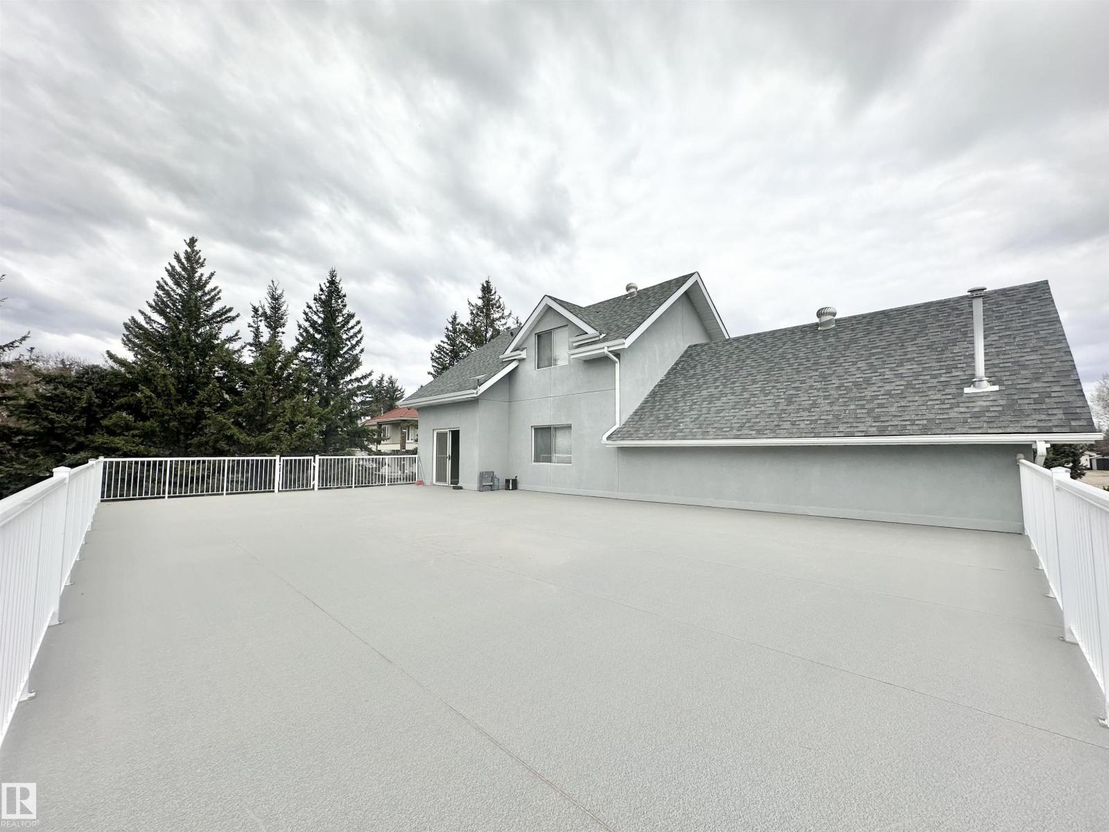 18633 122 AV NW - 37