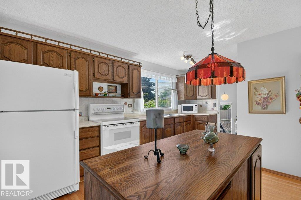 11419 50 AV NW NW — photo 11