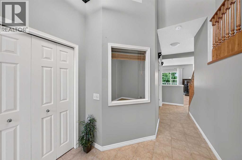 grand entrance foyer with soring ceilings