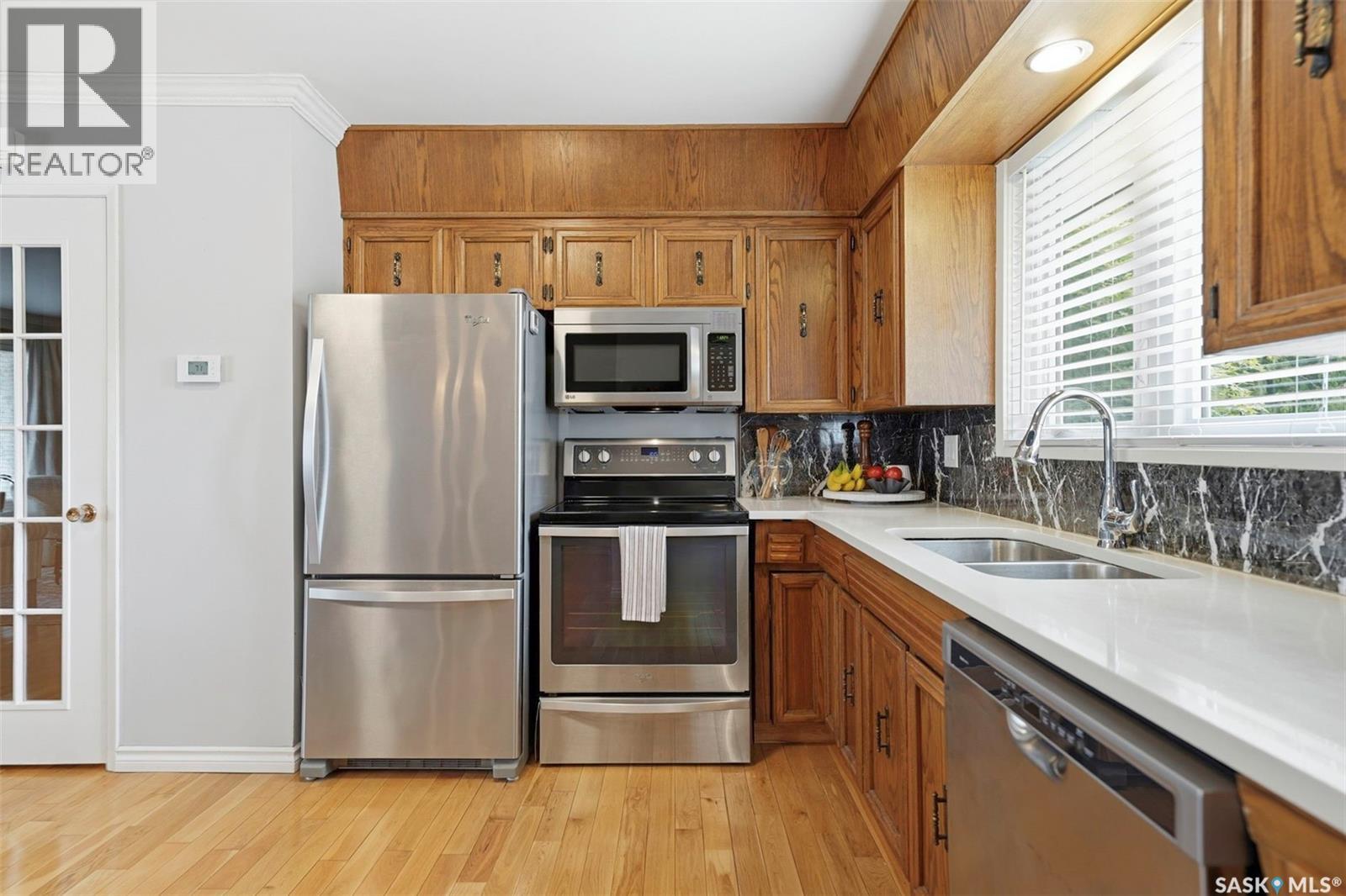 261 Assiniboine DRIVE — photo 11