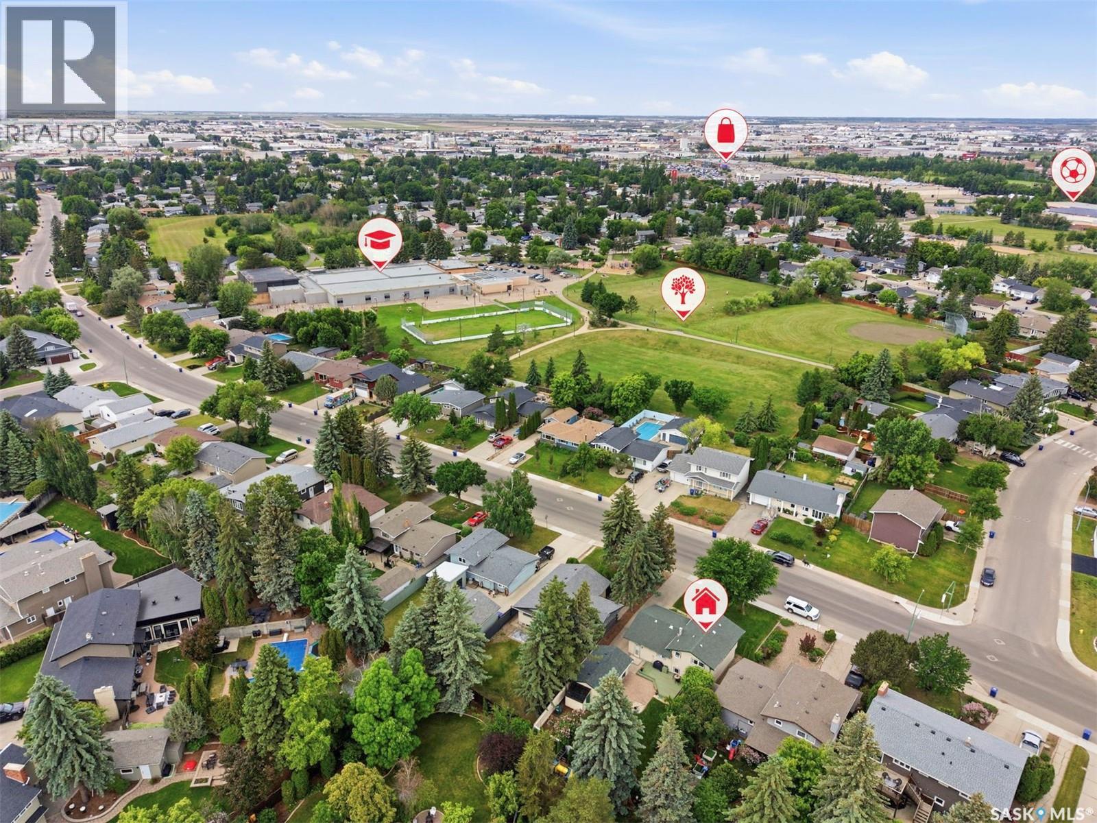261 Assiniboine DRIVE — photo 48