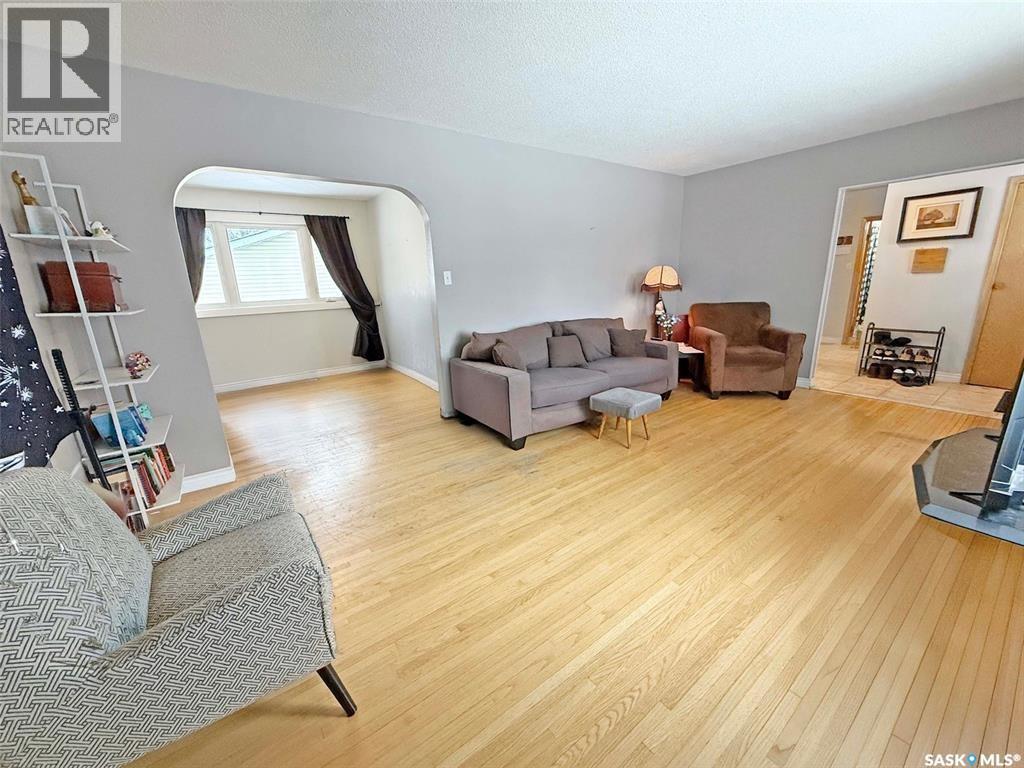 271 14th AVENUE NE - 3