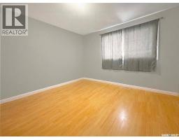 Bedroom - 271 14th Avenue Ne, Swift Current, SK S9H2W8 Photo 10