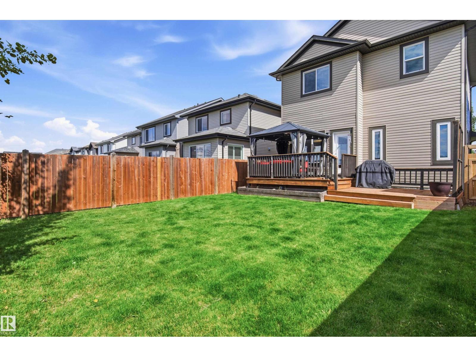 16412 12 AV SW - 50