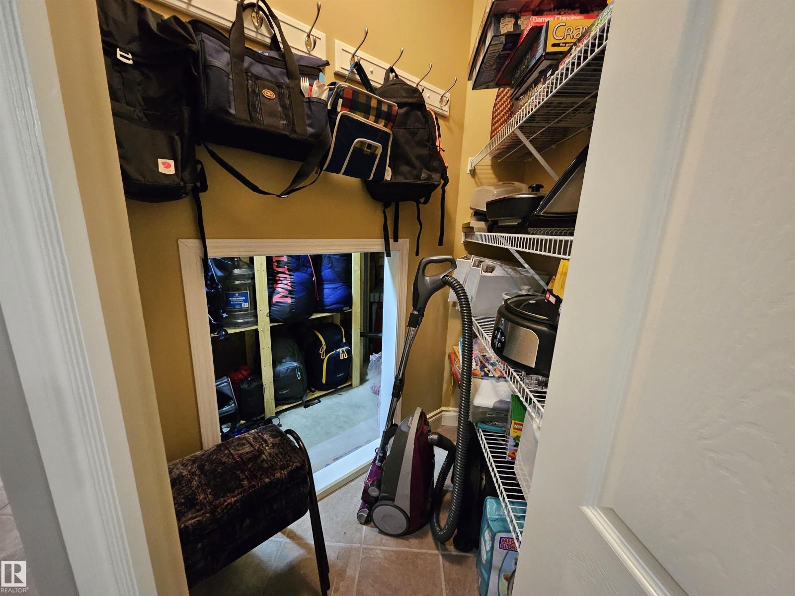 2322 RUTHERFORD WY SW - 42