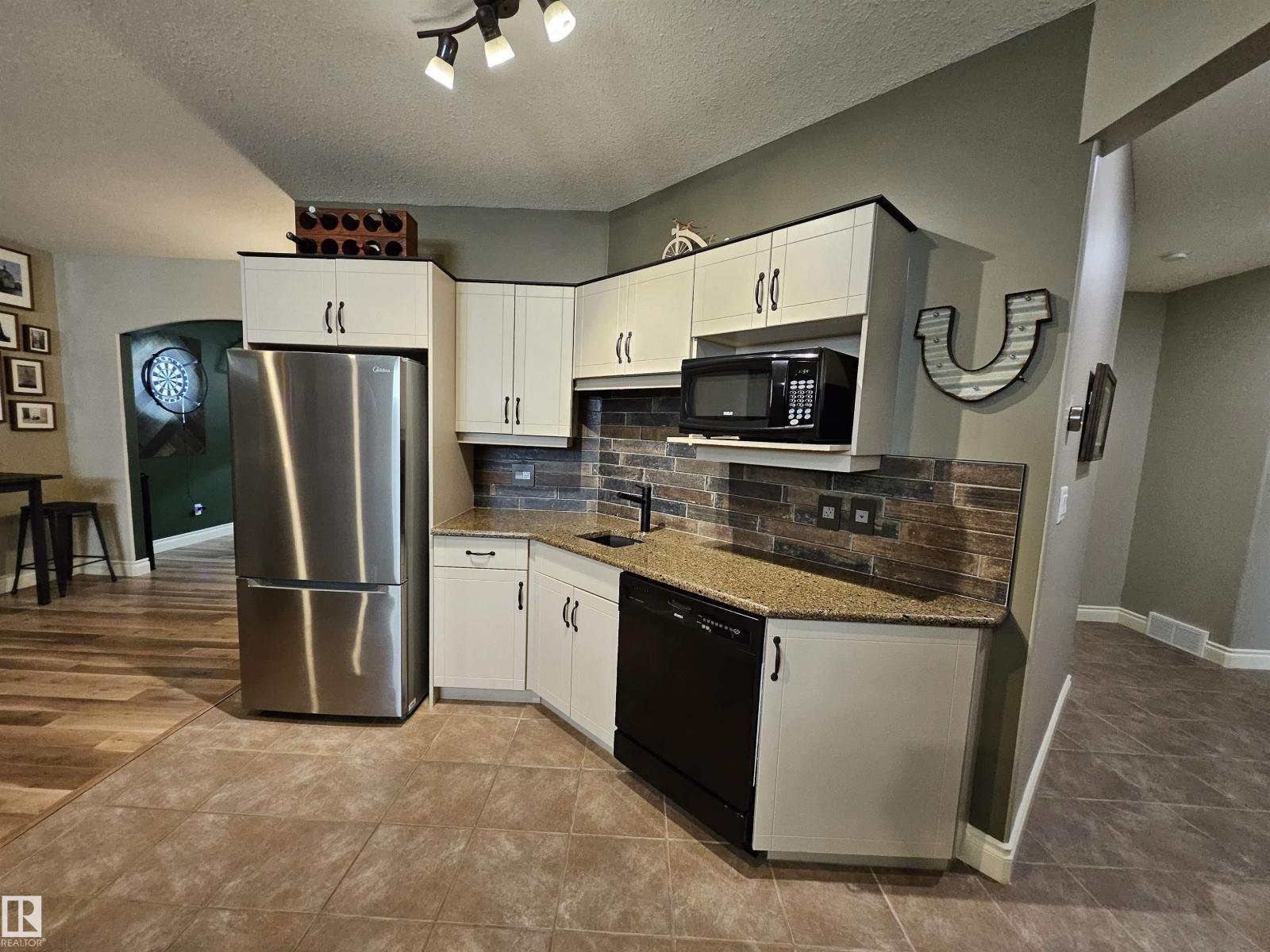 2322 RUTHERFORD WY SW - 34