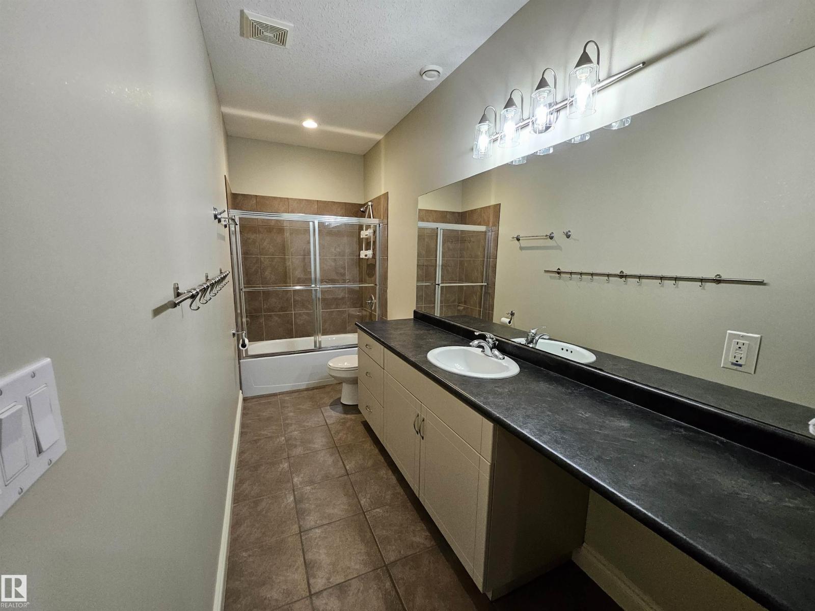 2322 RUTHERFORD WY SW - 43