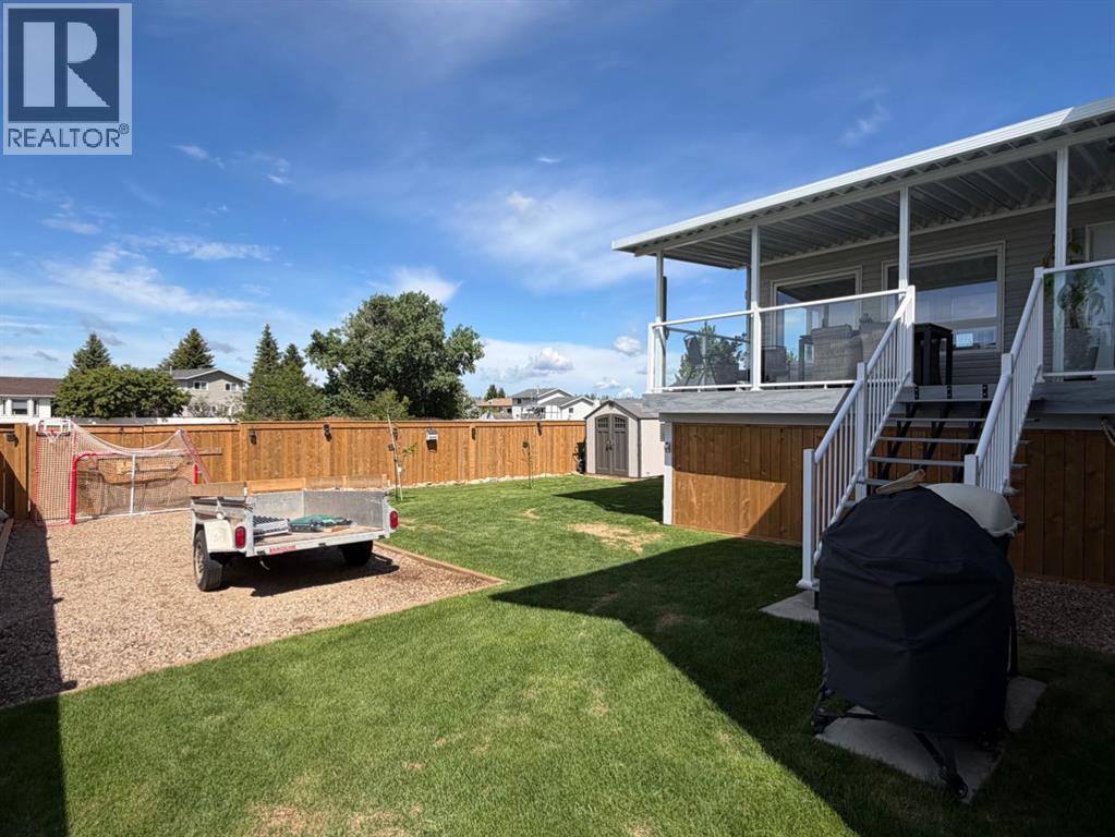 718 24 Street — photo 43