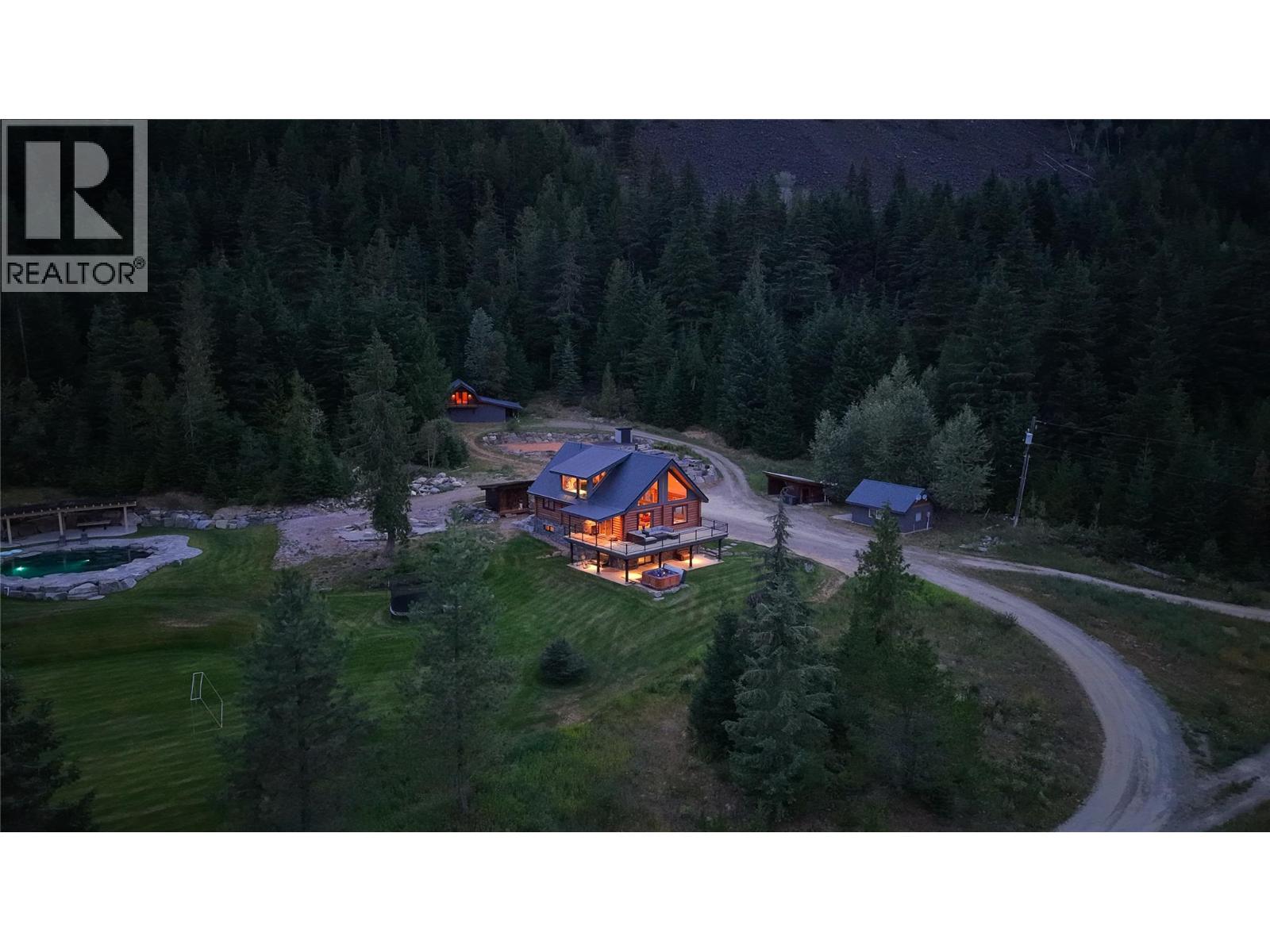 6580 Highway 6 - 85