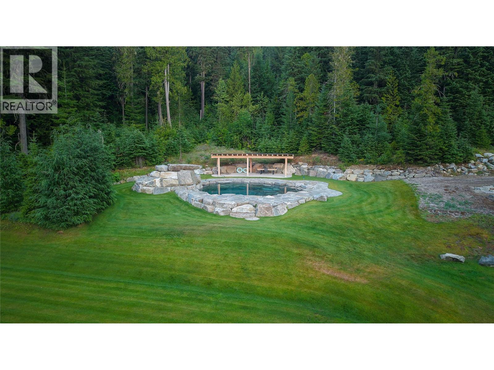 6580 Highway 6 - 89