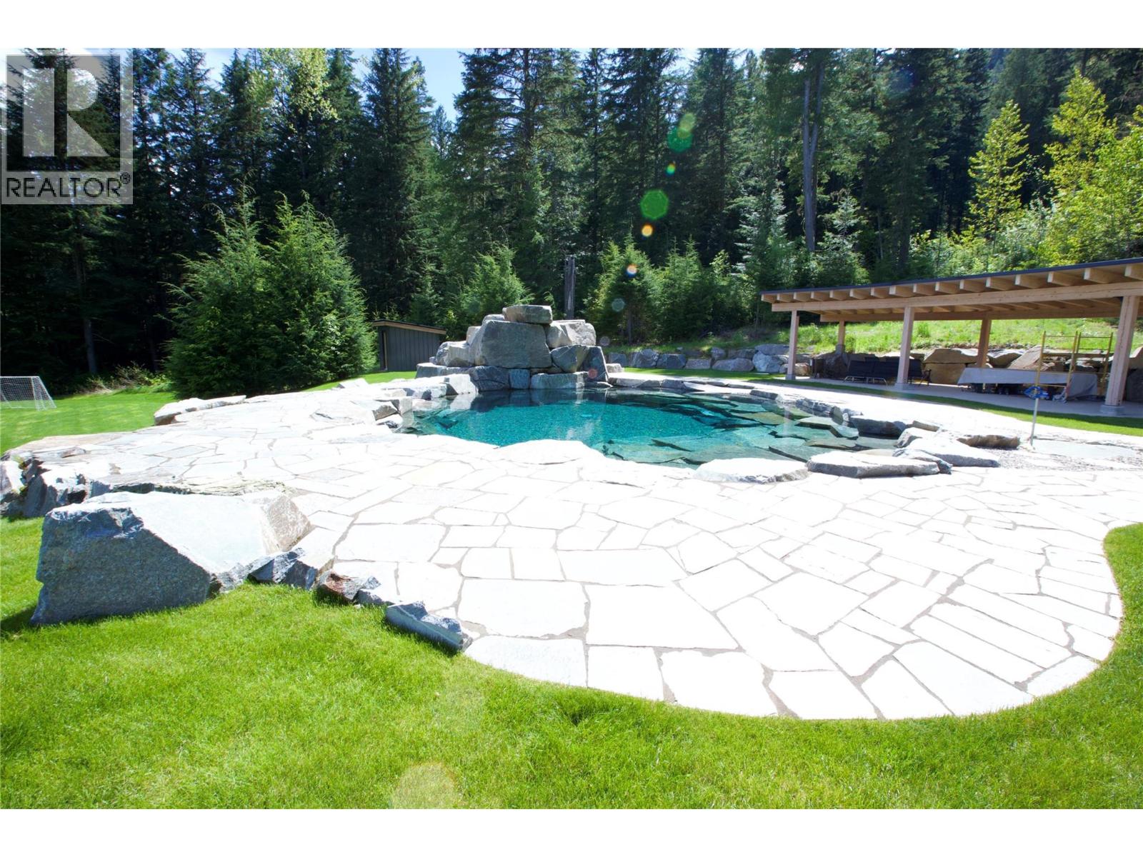 6580 Highway 6 - 15