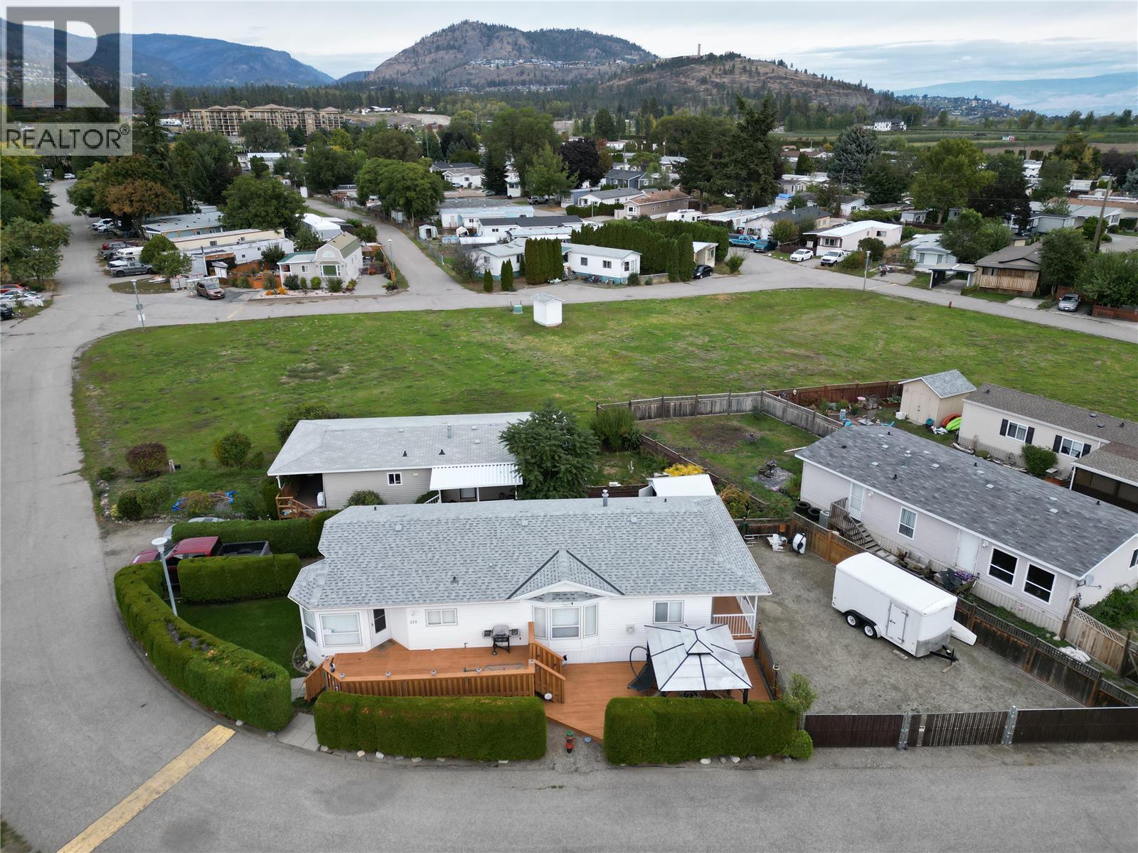#117 2035 Boucherie Road - 33