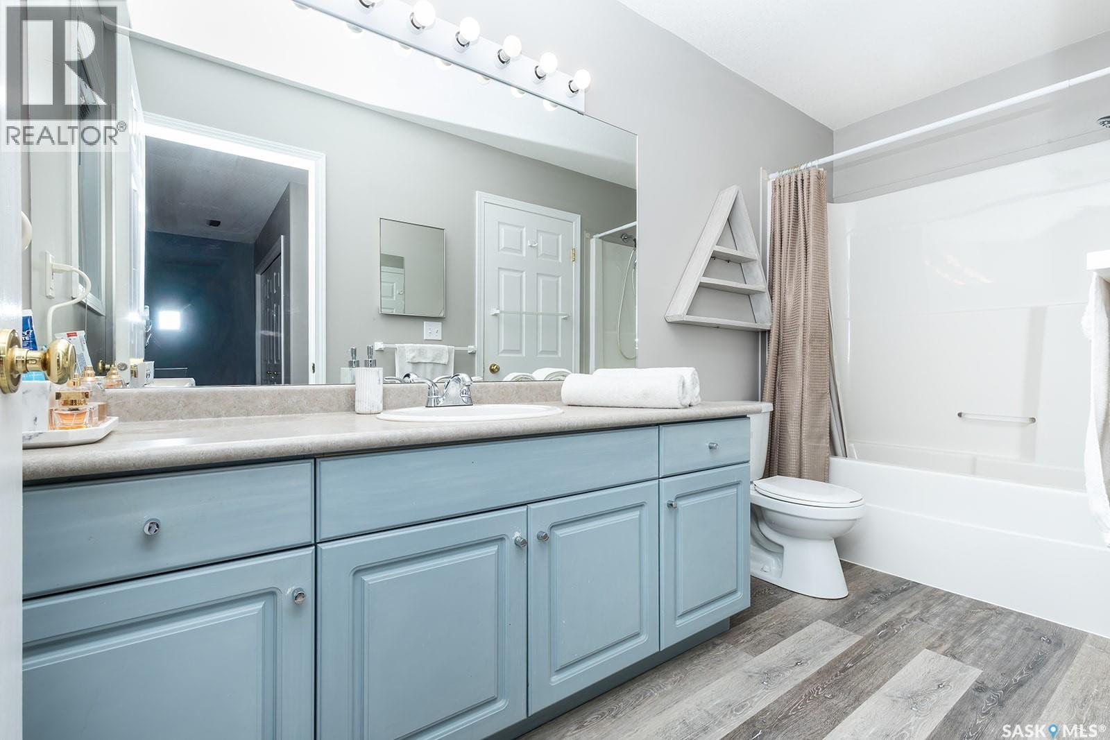 #5 111 Fairbrother CRESCENT - 15