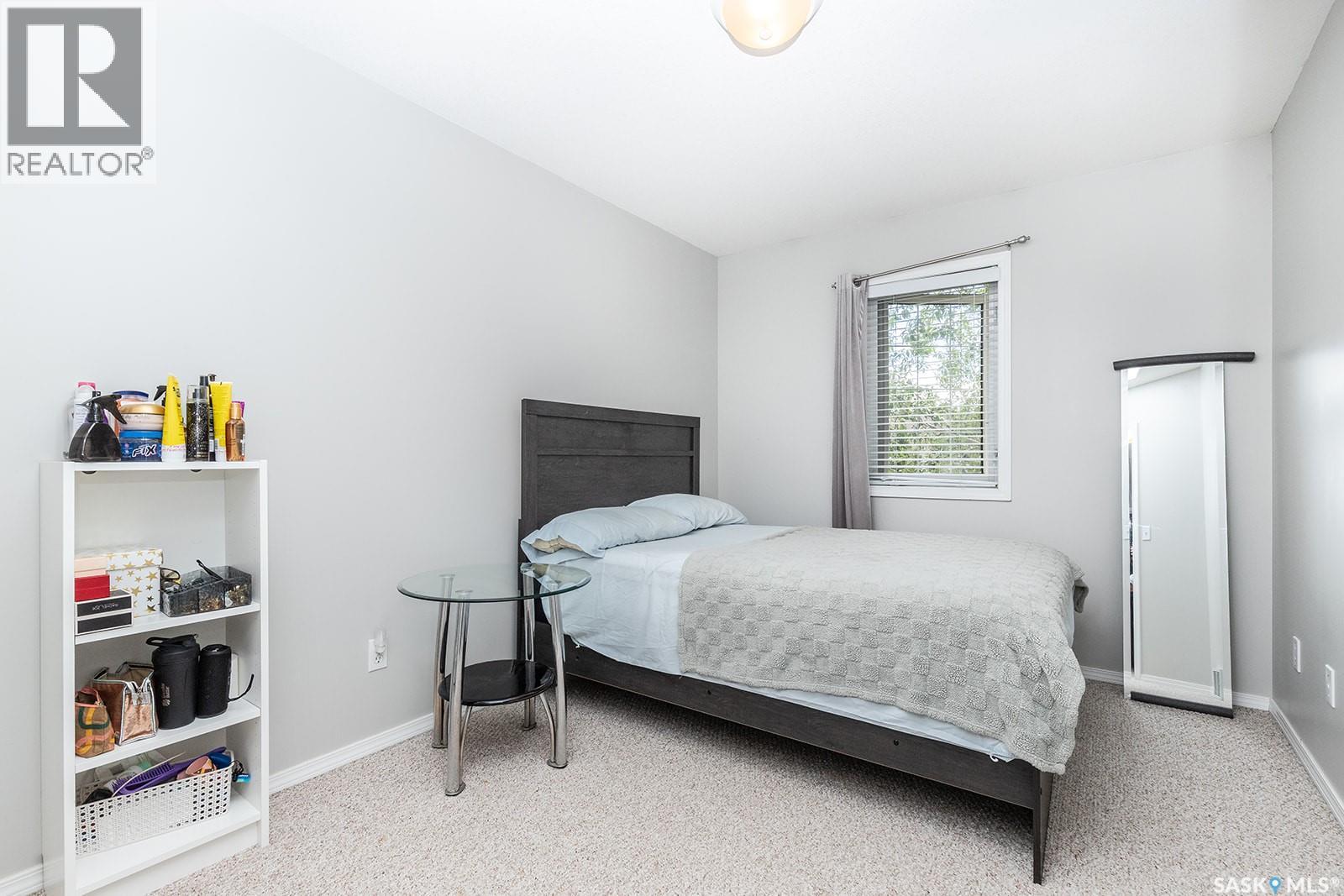 #5 111 Fairbrother CRESCENT - 13