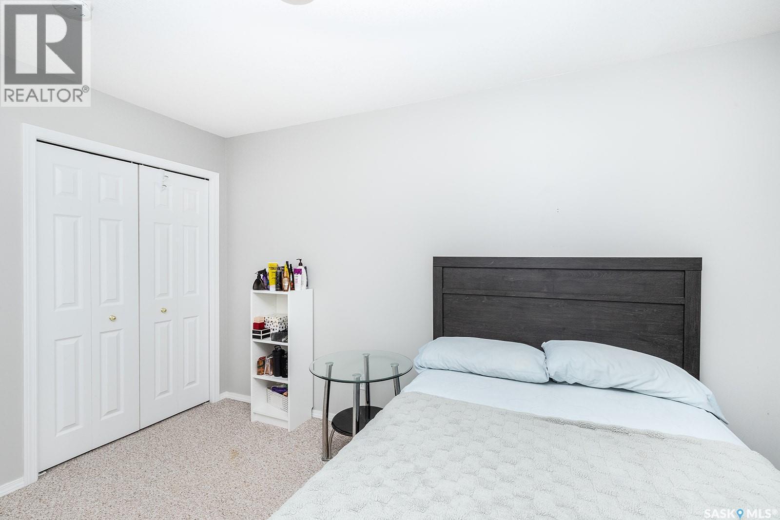 #5 111 Fairbrother CRESCENT - 14