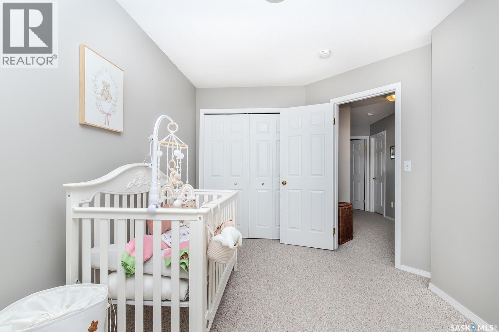 #5 111 Fairbrother CRESCENT - 18