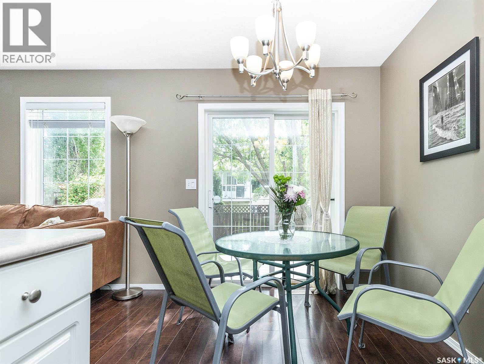 #5 111 Fairbrother CRESCENT - 9