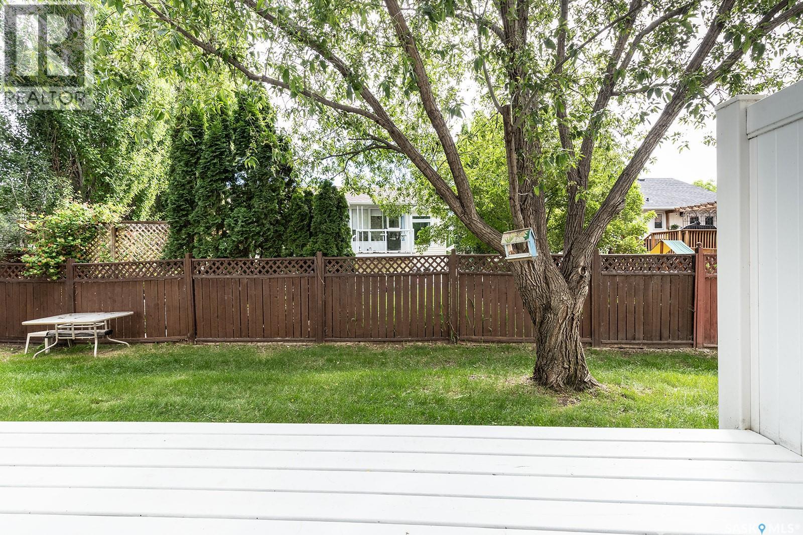 #5 111 Fairbrother CRESCENT - 29