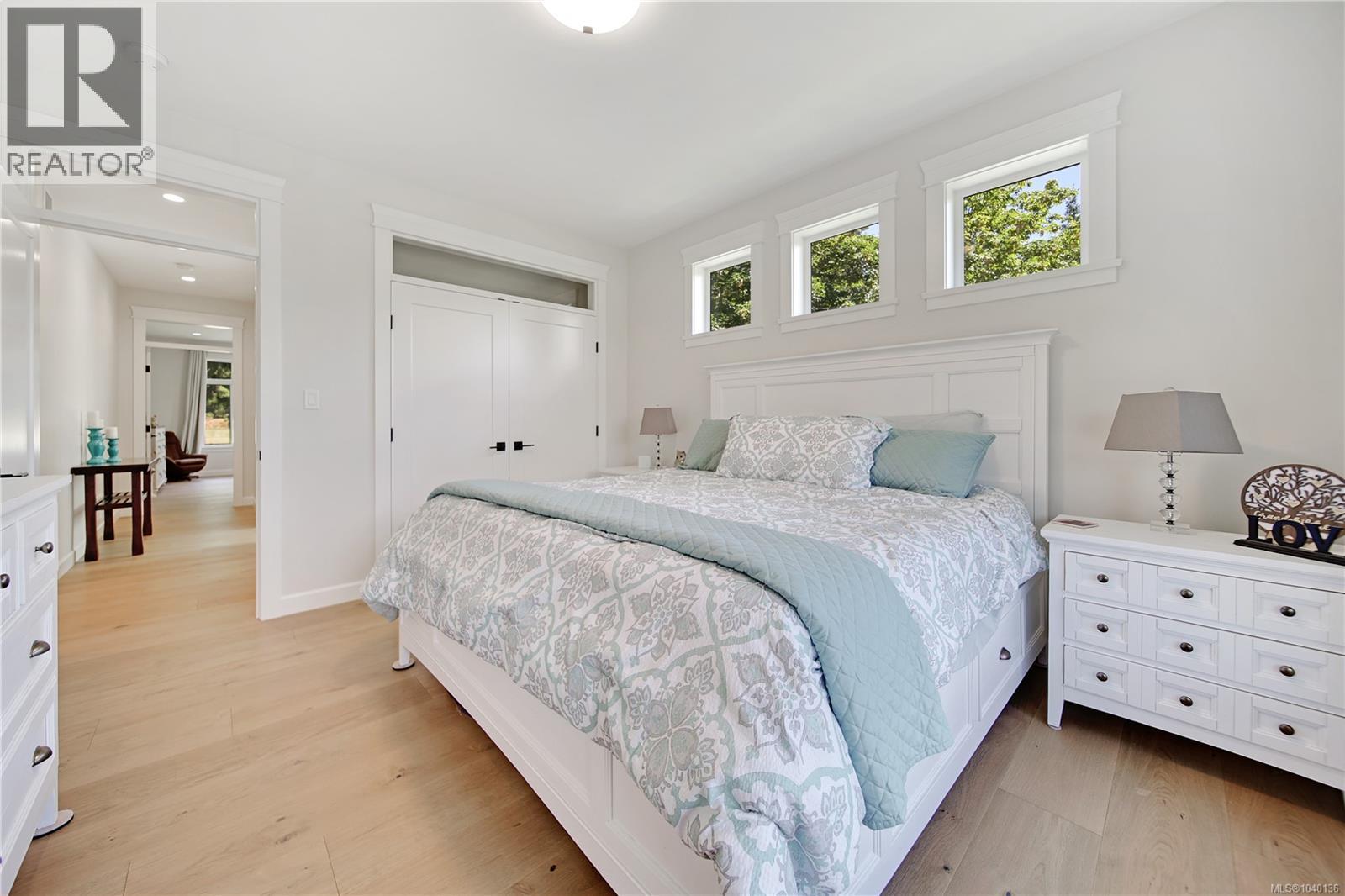 5623 Arvay Rd - 40