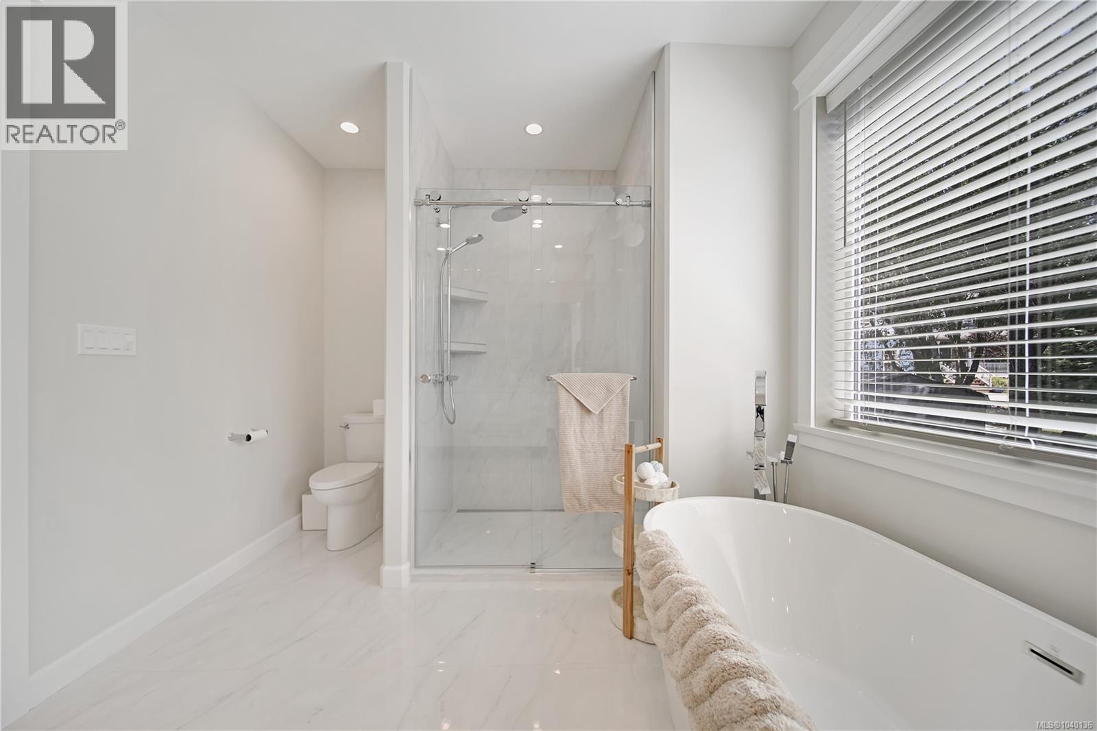 5623 Arvay Rd - 43