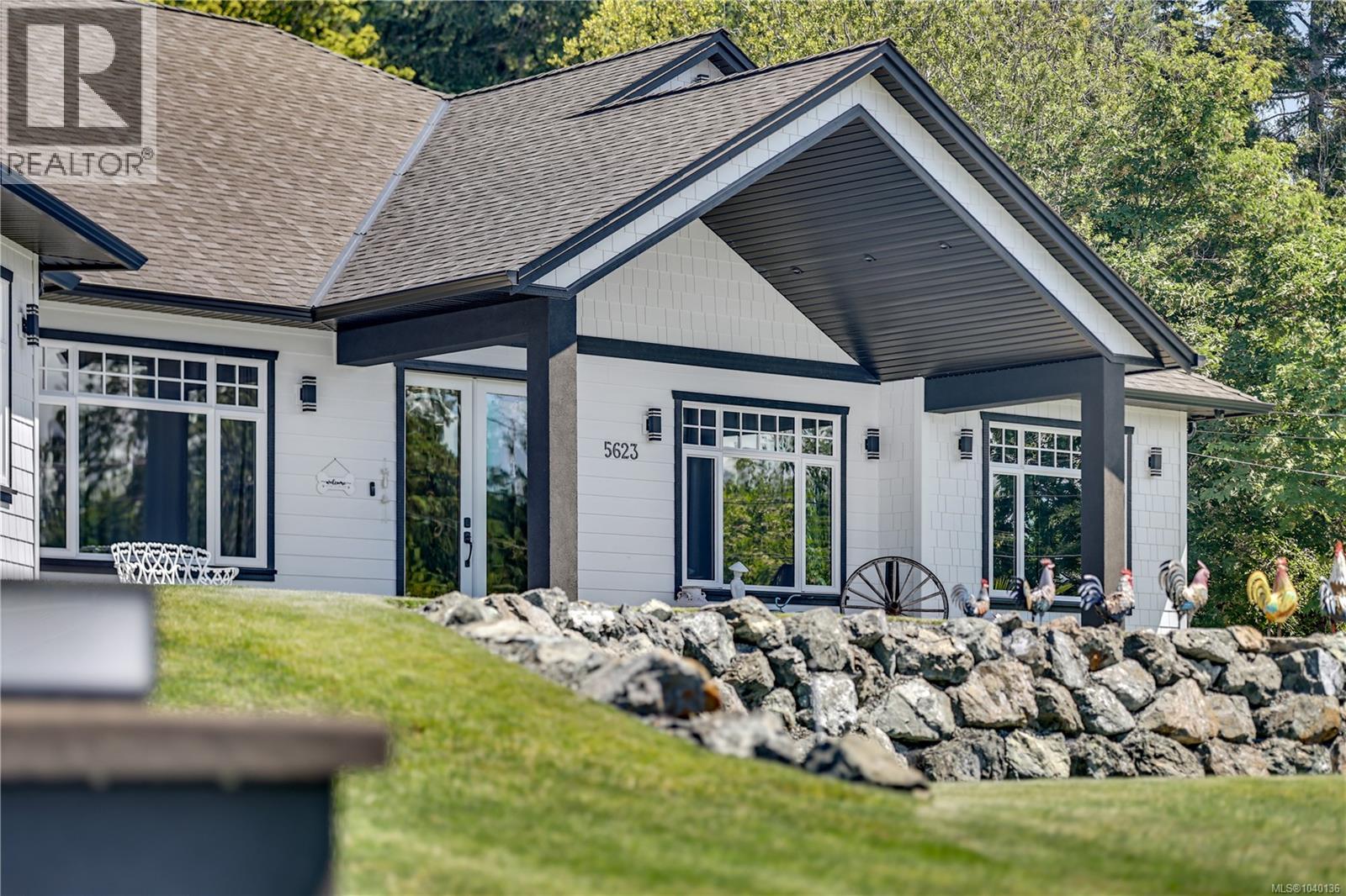 5623 Arvay Rd - 6