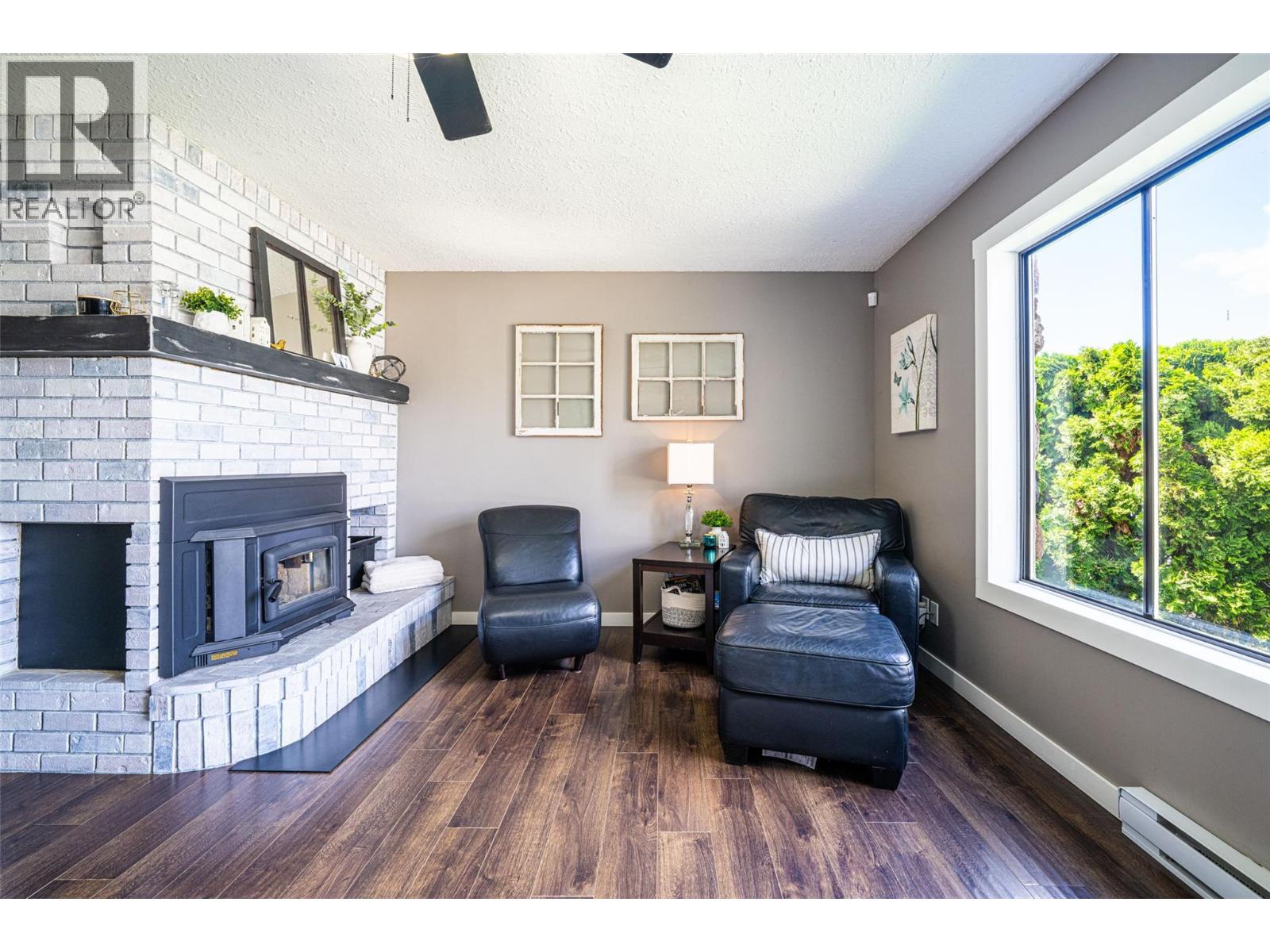 1204 42 Avenue - 17