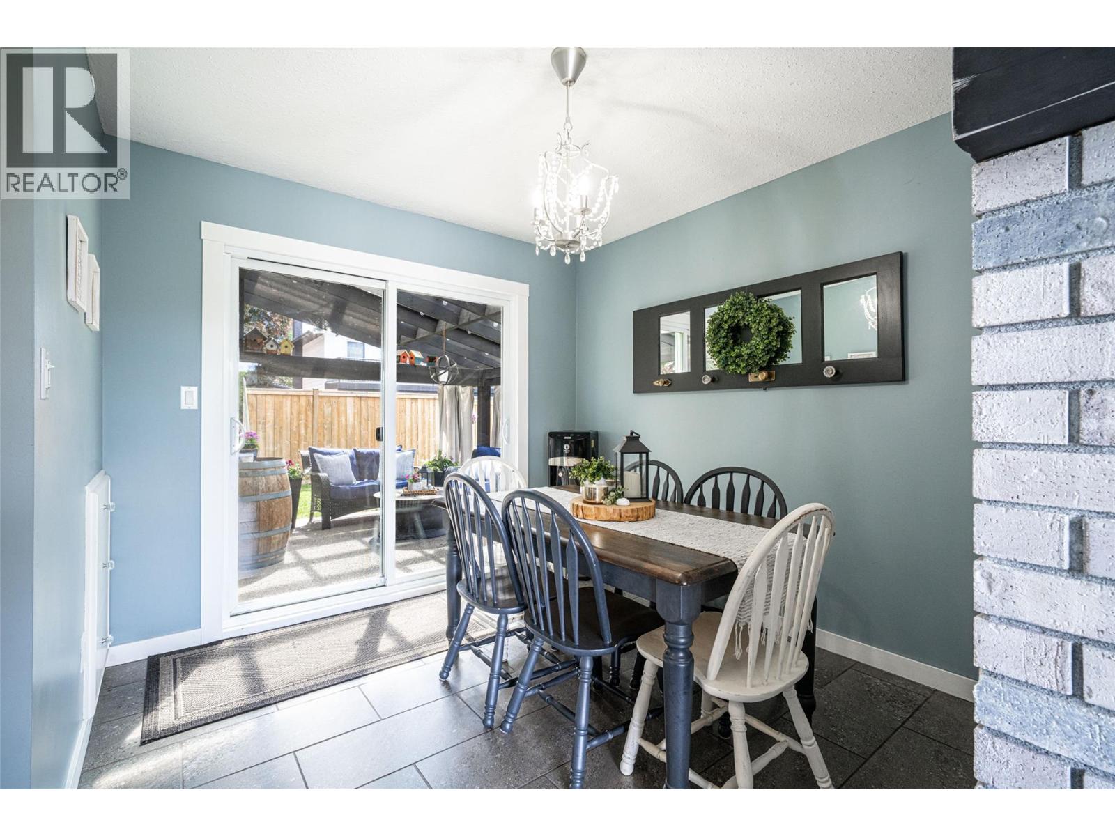 1204 42 Avenue - 30