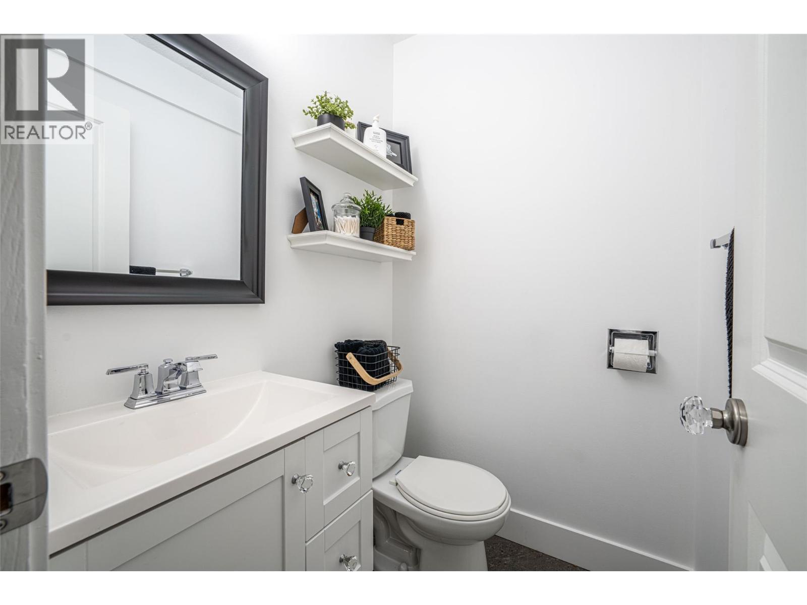 1204 42 Avenue - 21