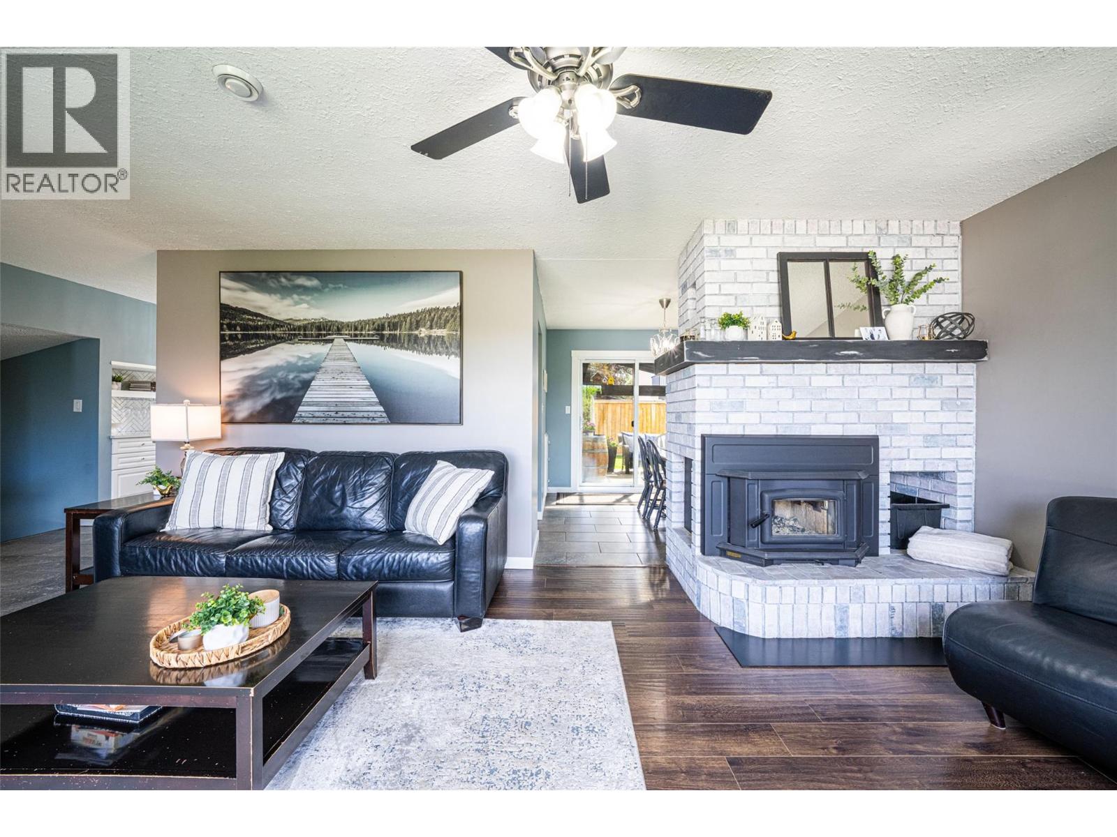 1204 42 Avenue - 15