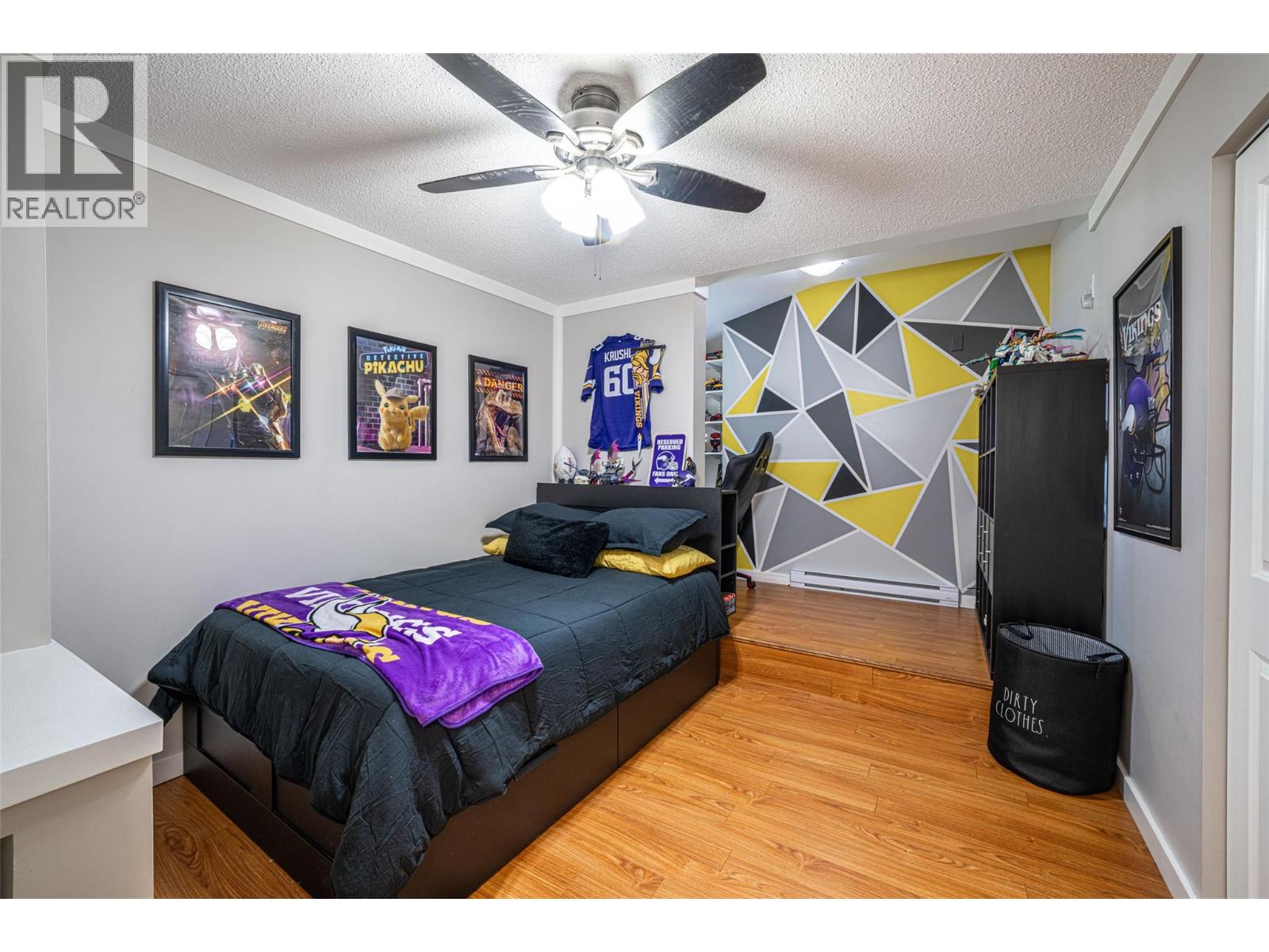 1204 42 Avenue - 48