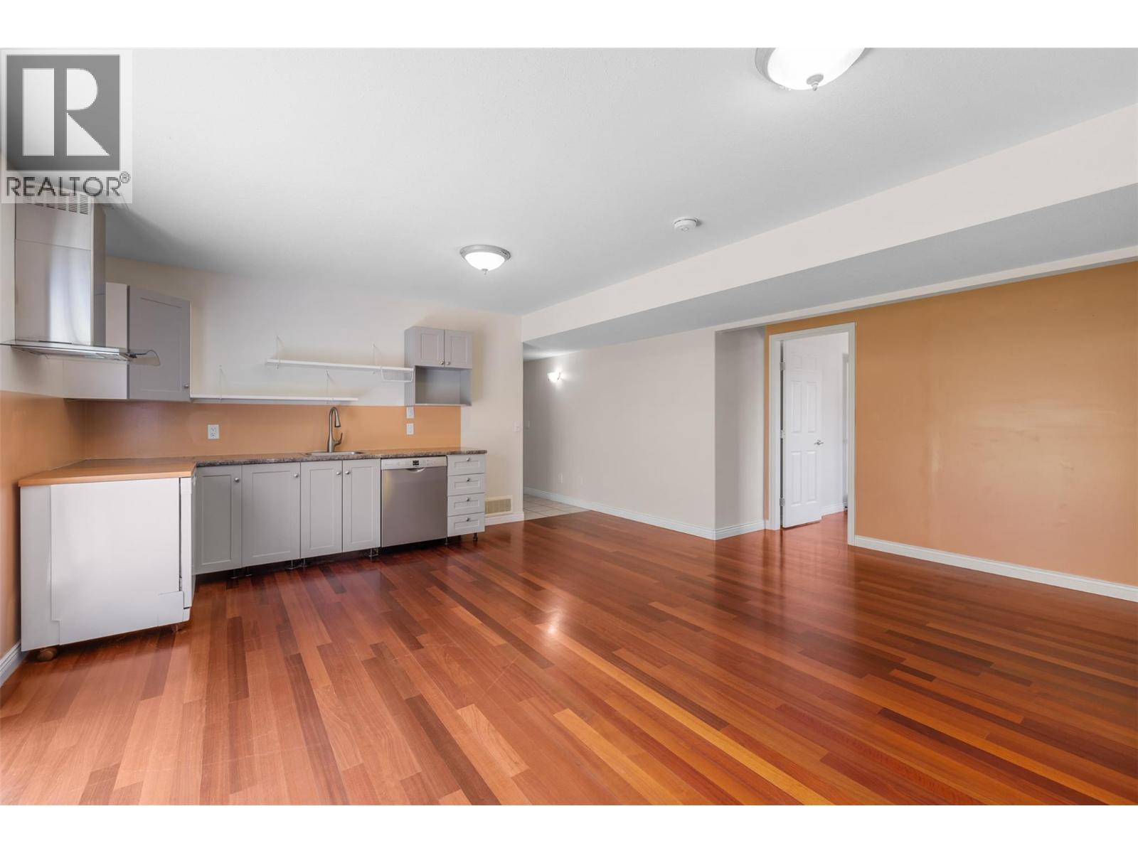295 Raven Drive - 30