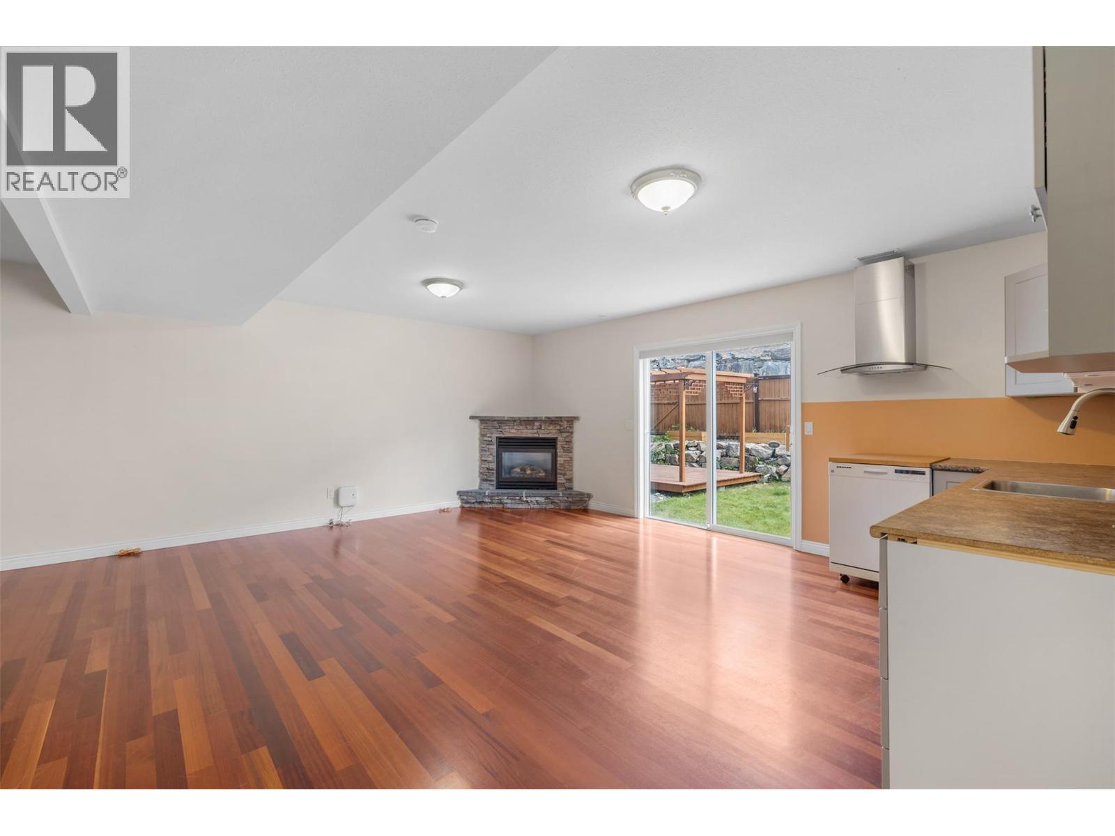 295 Raven Drive - 29