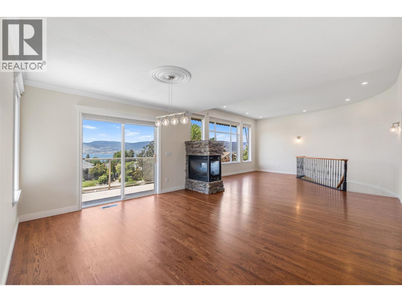 295 Raven Drive - 7