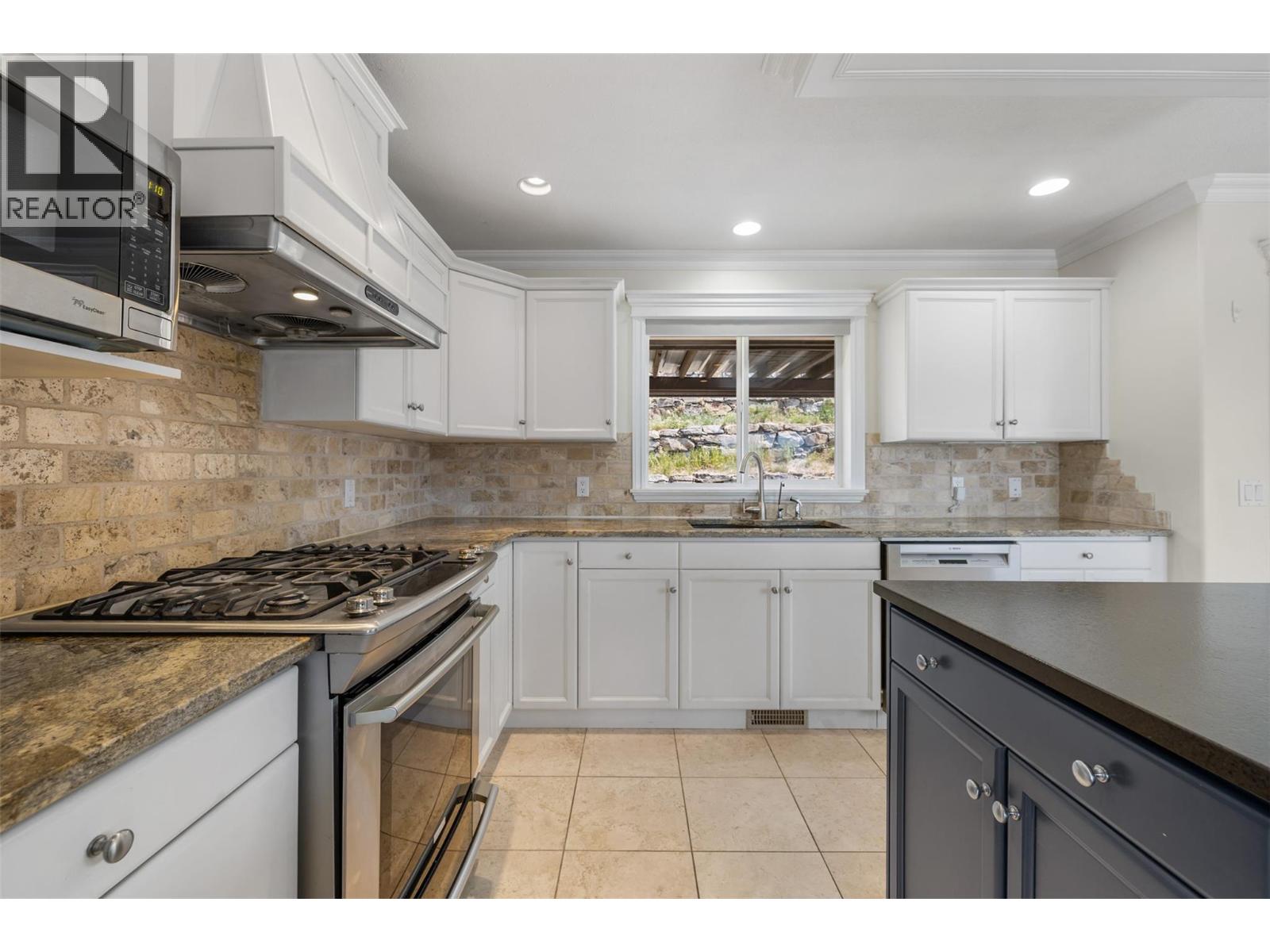 295 Raven Drive - 14