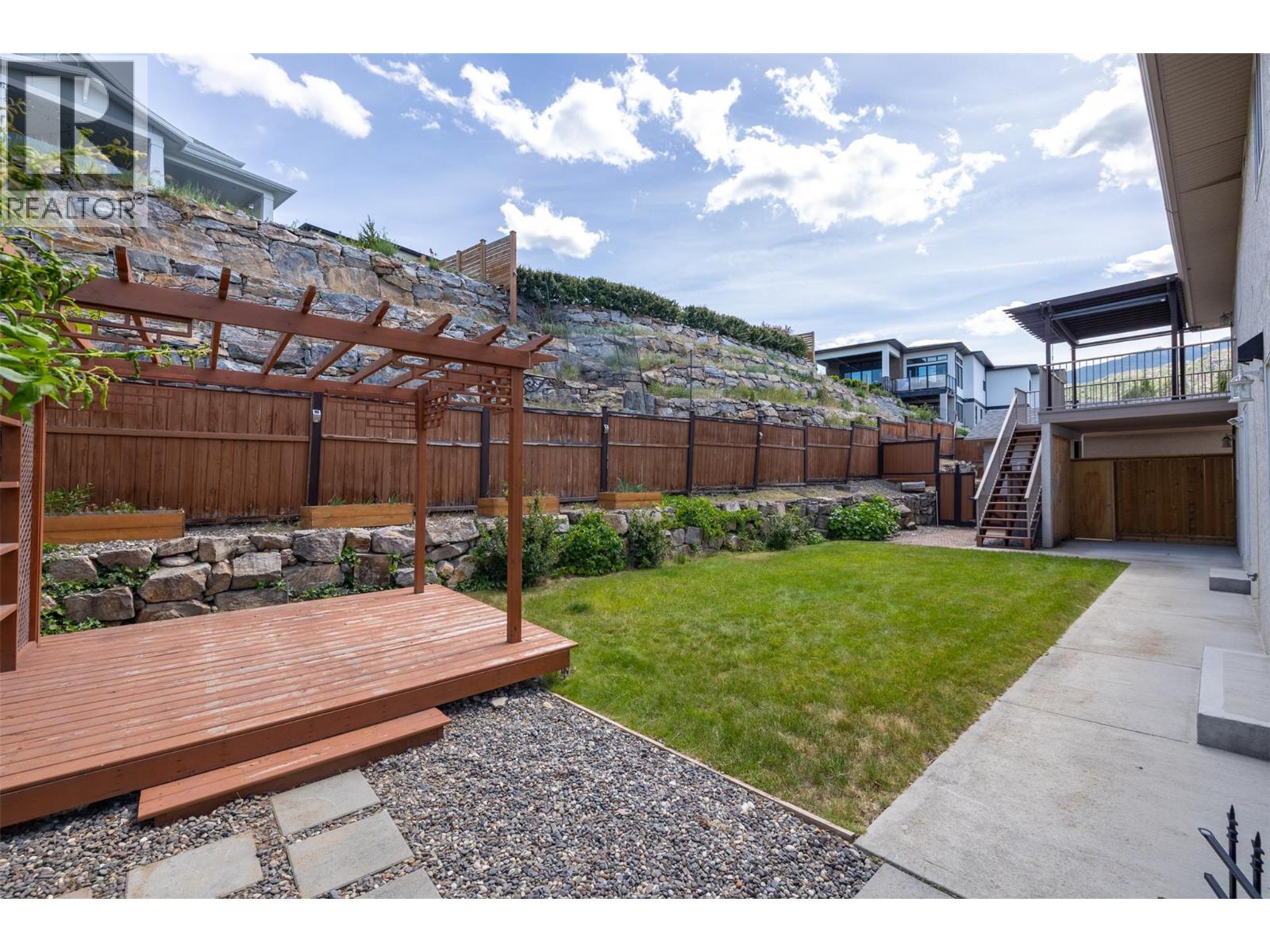 295 Raven Drive - 40