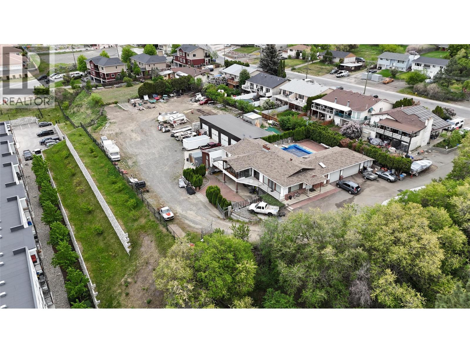 964 FERNIE Road - 11