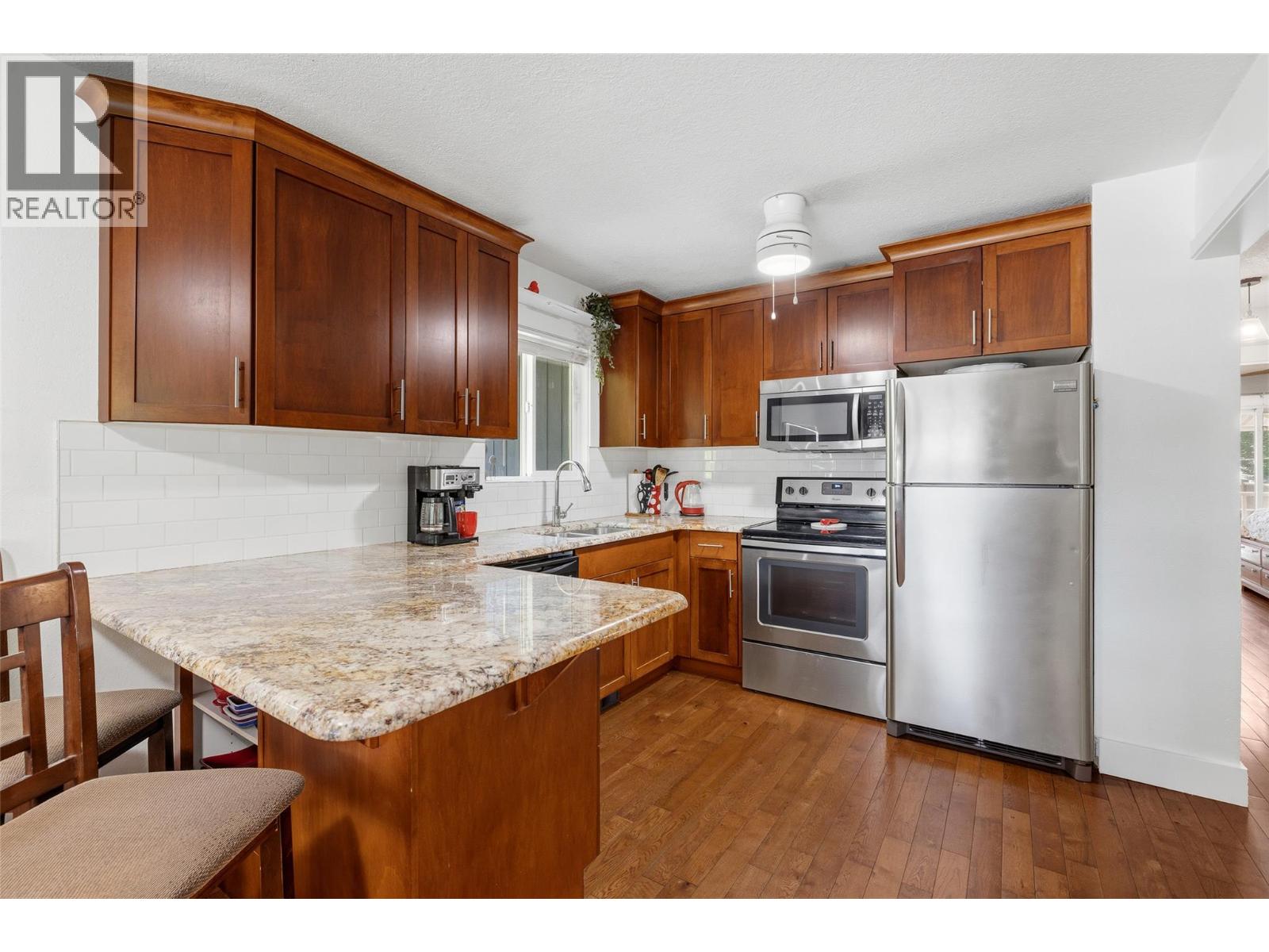  4171 Lakeshore Road, Kelowna
