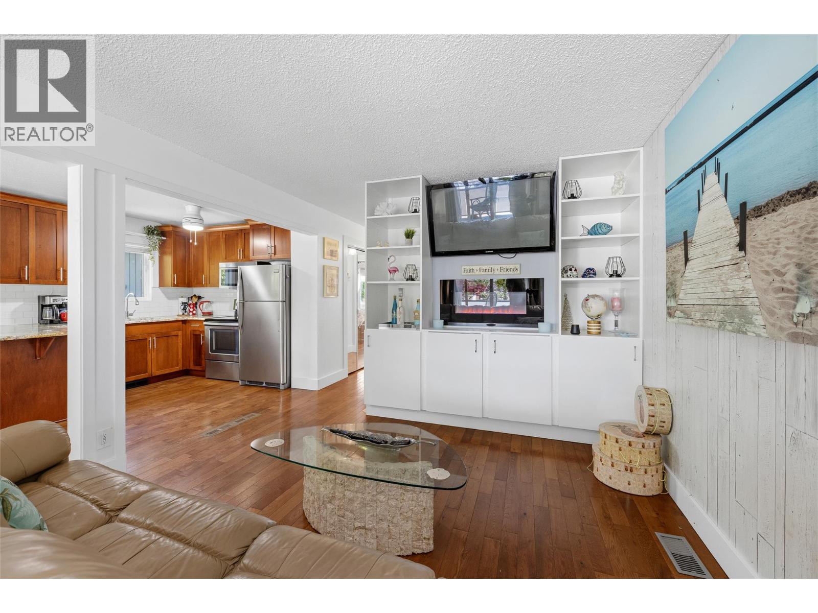  4171 Lakeshore Road, Kelowna