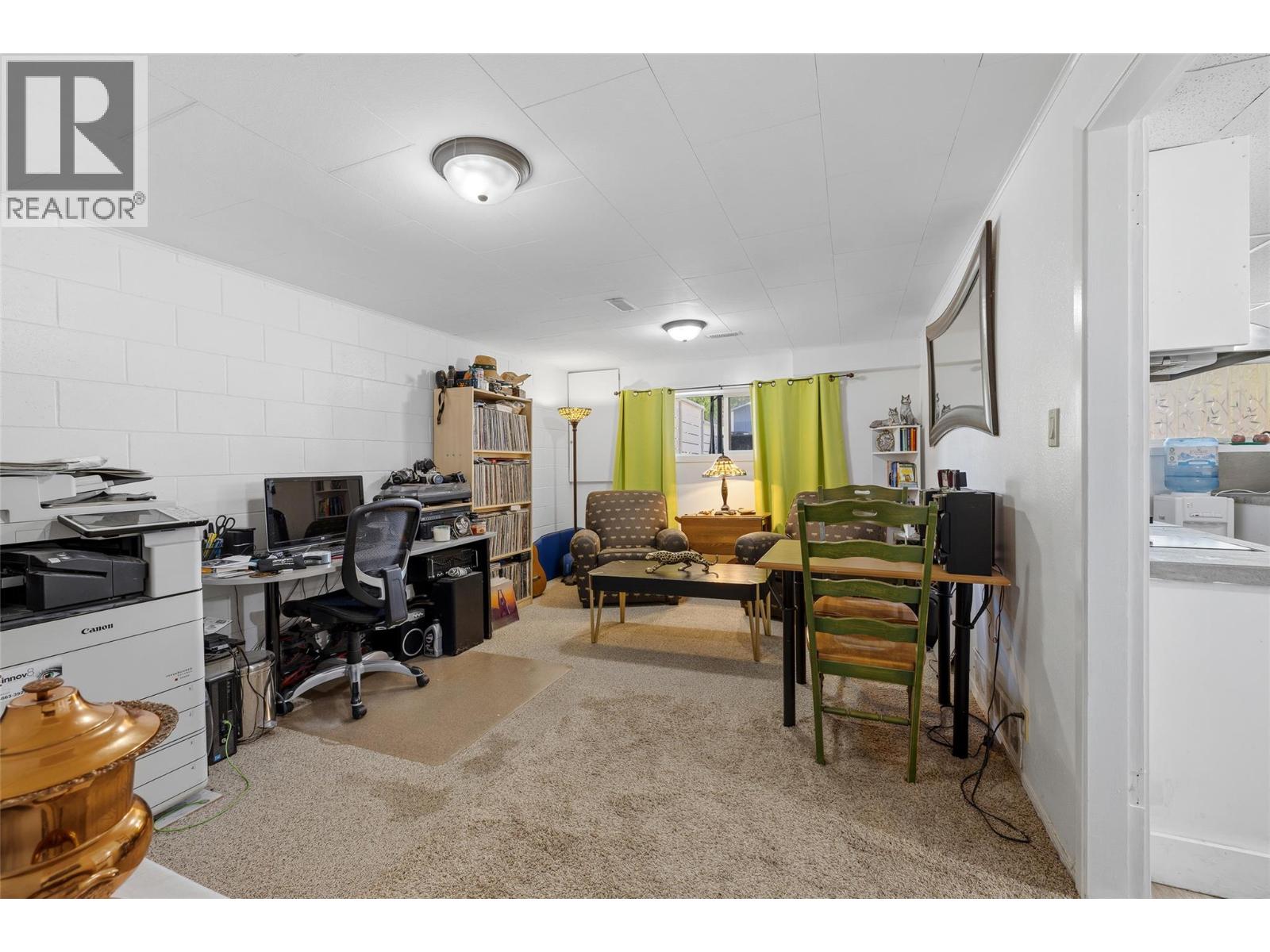  4171 Lakeshore Road, Kelowna