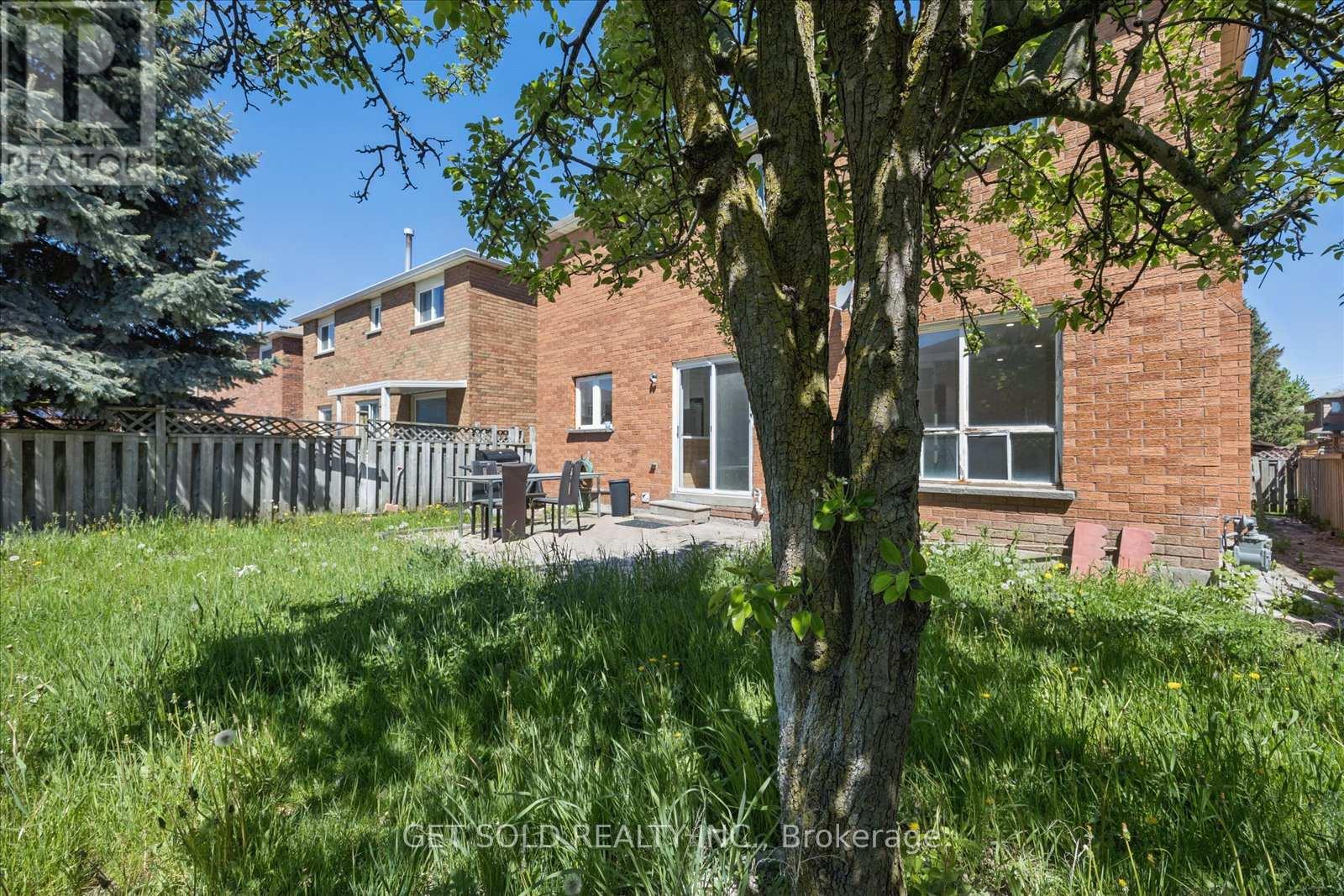 181 BROWNRIDGE DRIVE - 32