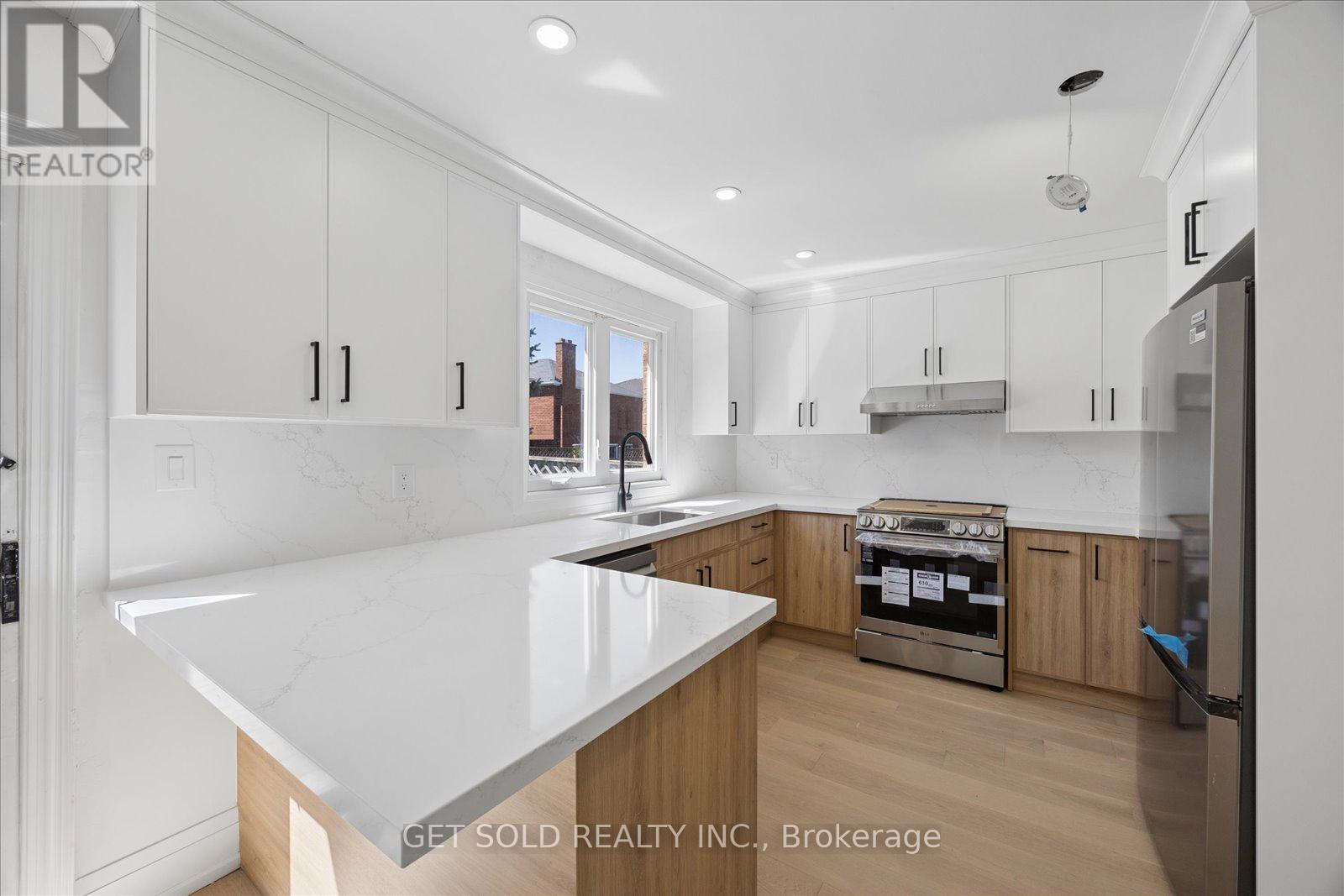 181 BROWNRIDGE DRIVE - 17