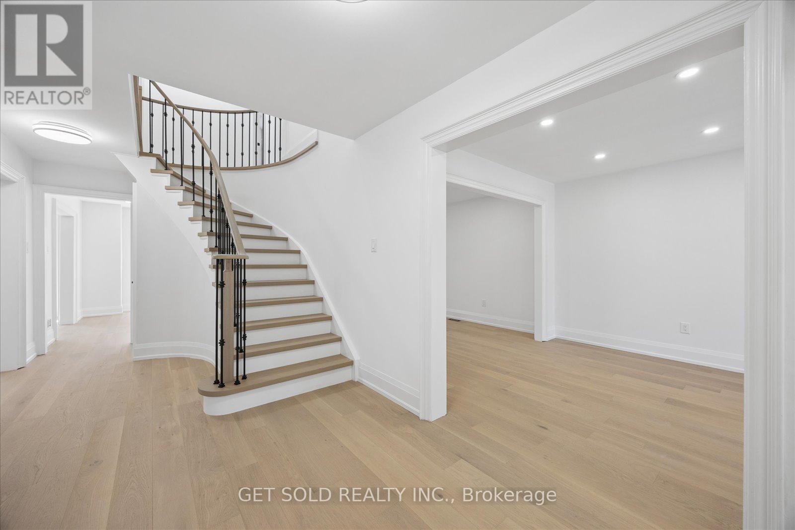 181 BROWNRIDGE DRIVE - 10