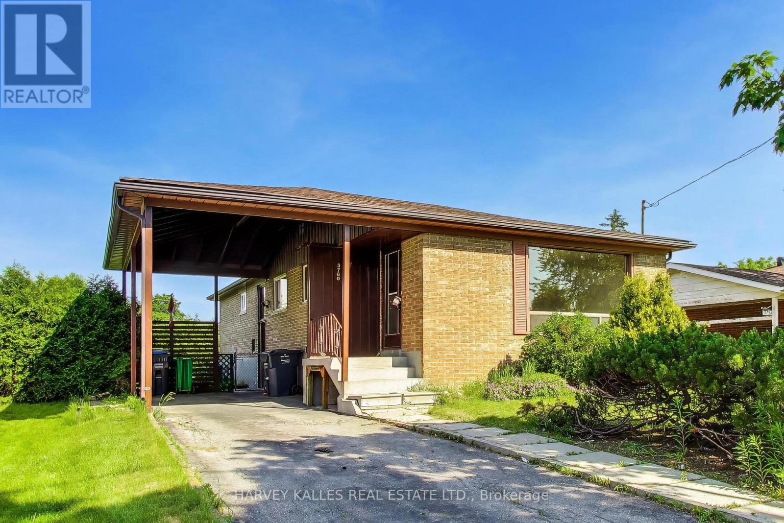3760 WOODRUFF CRESCENT - 1