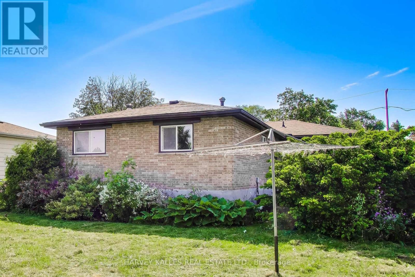 3760 WOODRUFF CRESCENT - 39