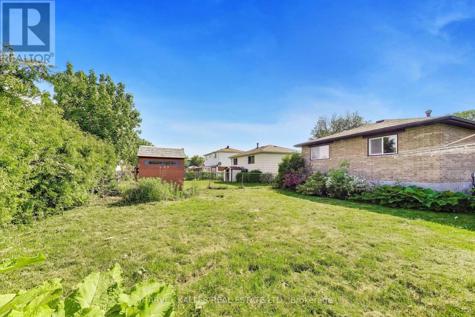 3760 WOODRUFF CRESCENT - 42