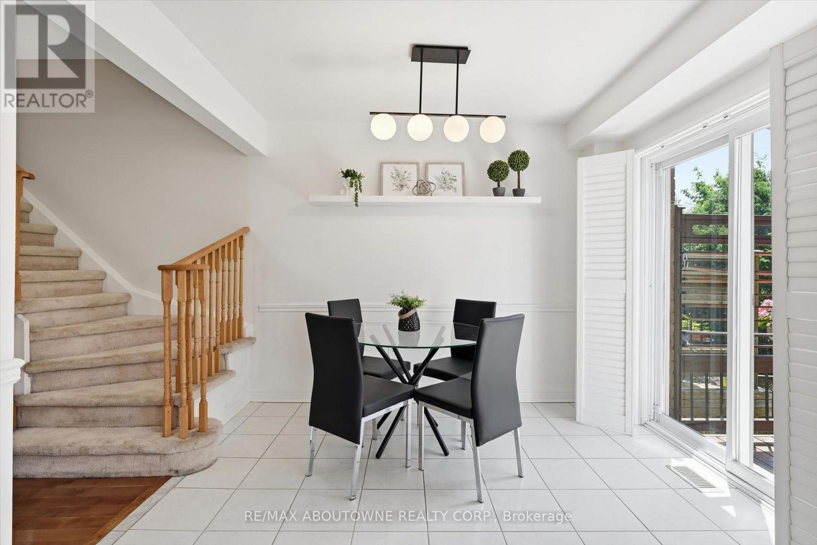 2420 RAVINEBROOK CRESCENT - 11