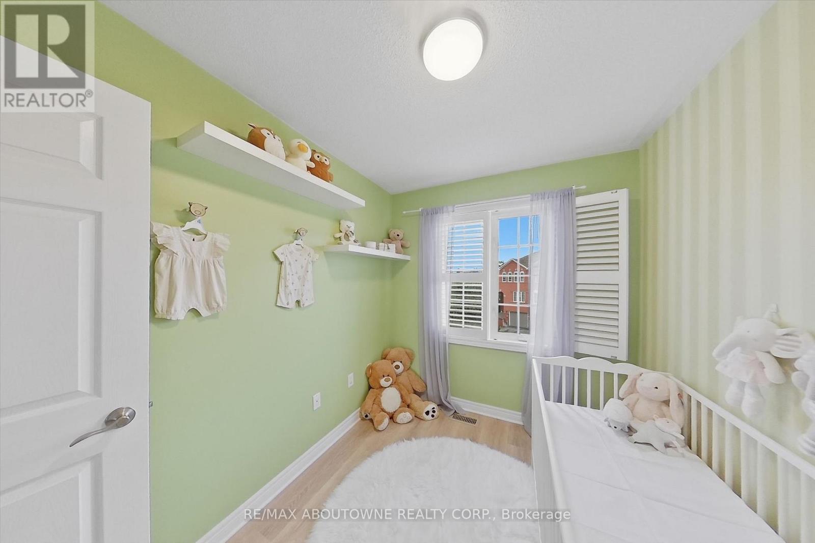 2420 RAVINEBROOK CRESCENT - 28