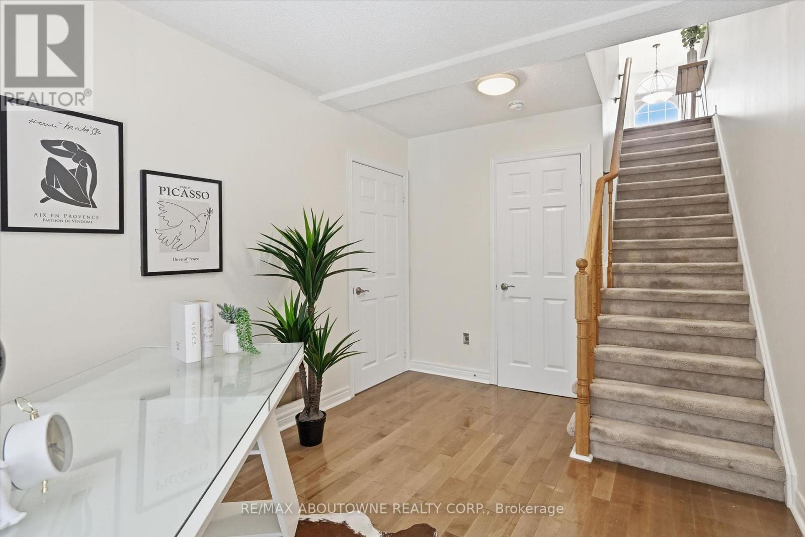 2420 RAVINEBROOK CRESCENT - 32