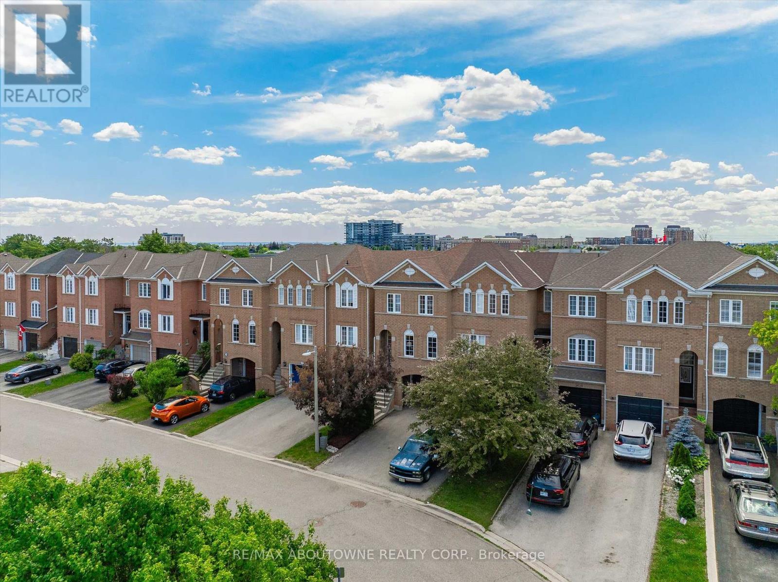 2420 RAVINEBROOK CRESCENT - 41