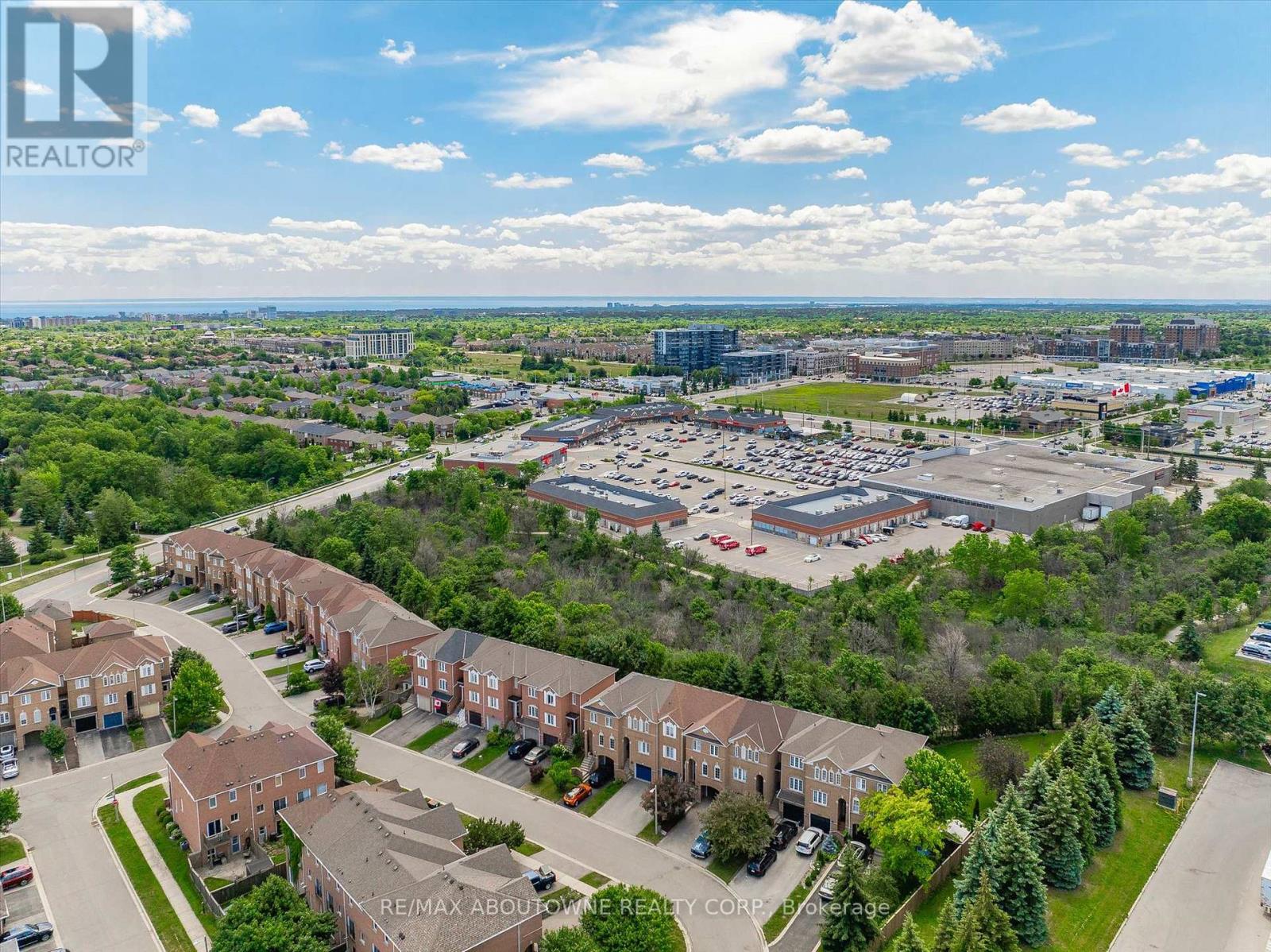 2420 RAVINEBROOK CRESCENT - 42